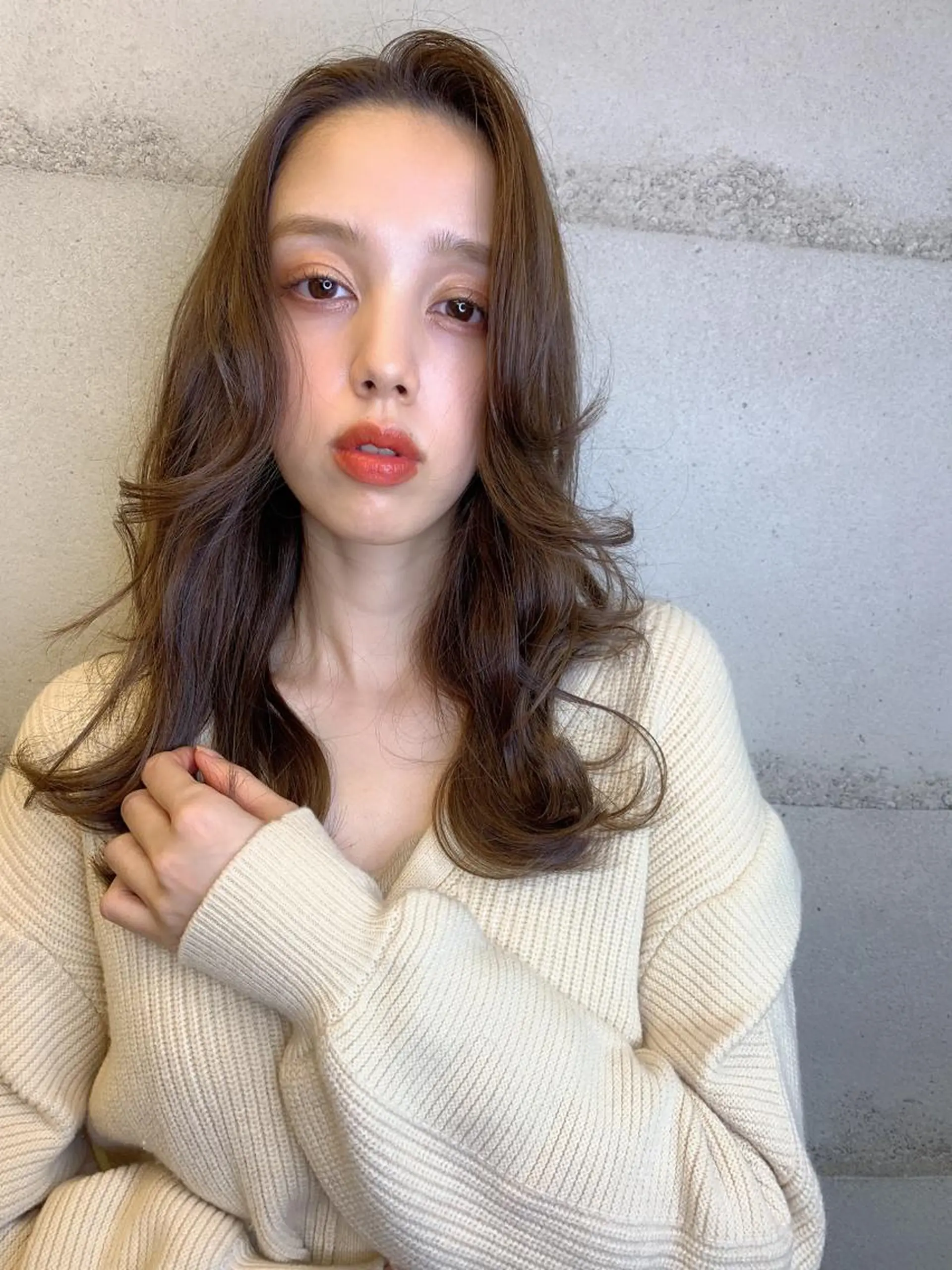 ロング カラー 透明感/オリーブ/ グレージュ/YUKAのヘアスタイル