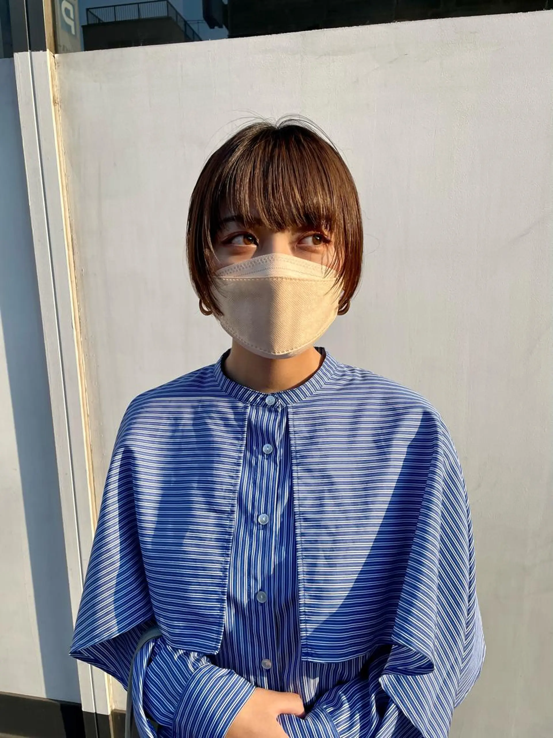 ショート ショートヘア ワイドバング カット ヘアカラー トリートメント 小関 仁晴のヘアスタイル