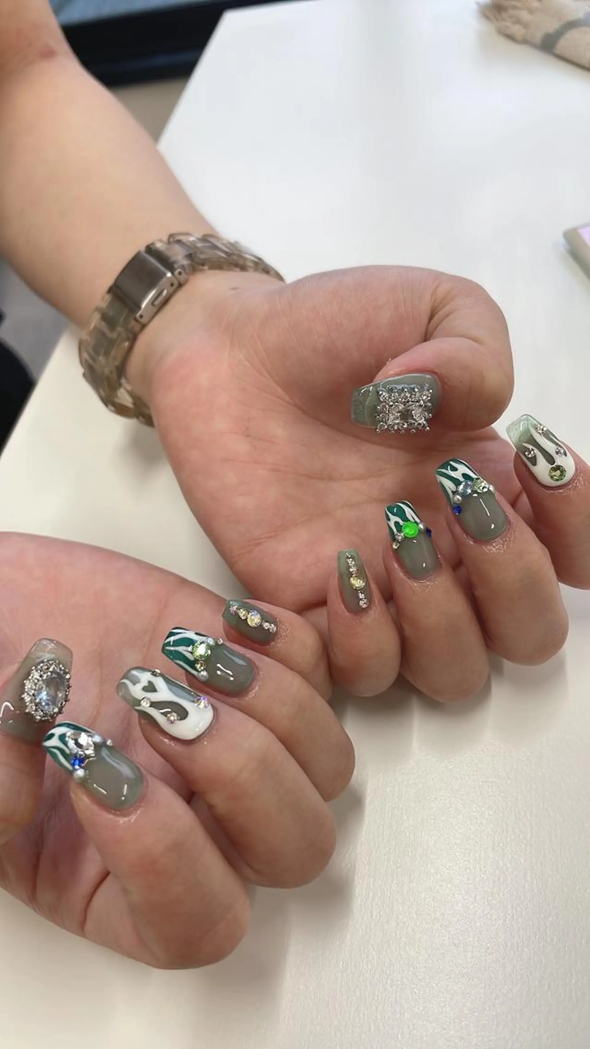 ネイル Munail サロン所属・むねいる nail salonのネイルデザイン