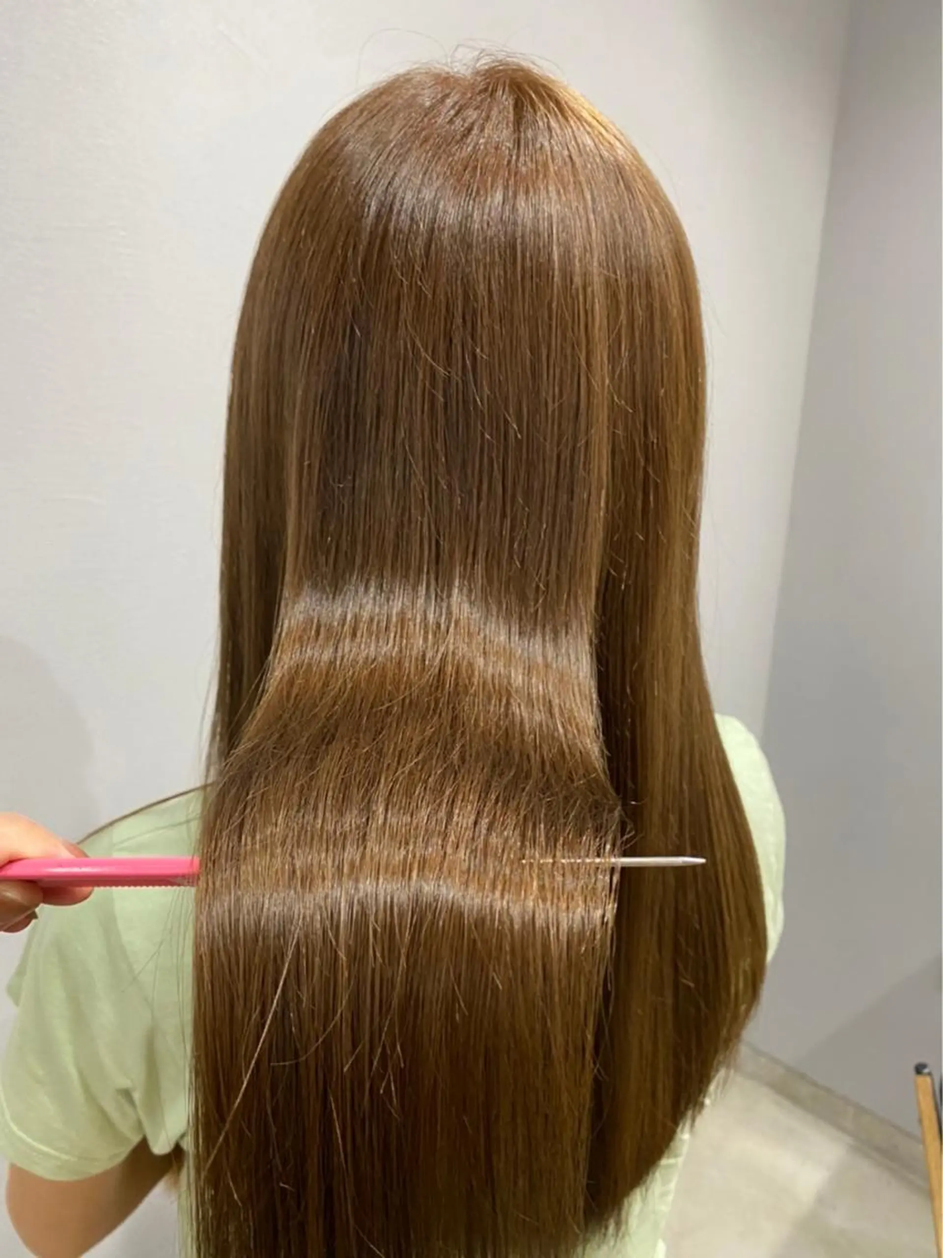 ロング 外国人風カラー ハイライト 髪質改善 韓国風ヘア レイヤーカット ハリウッドブロウ LAID BACKの眉毛・アイブロウイメージ