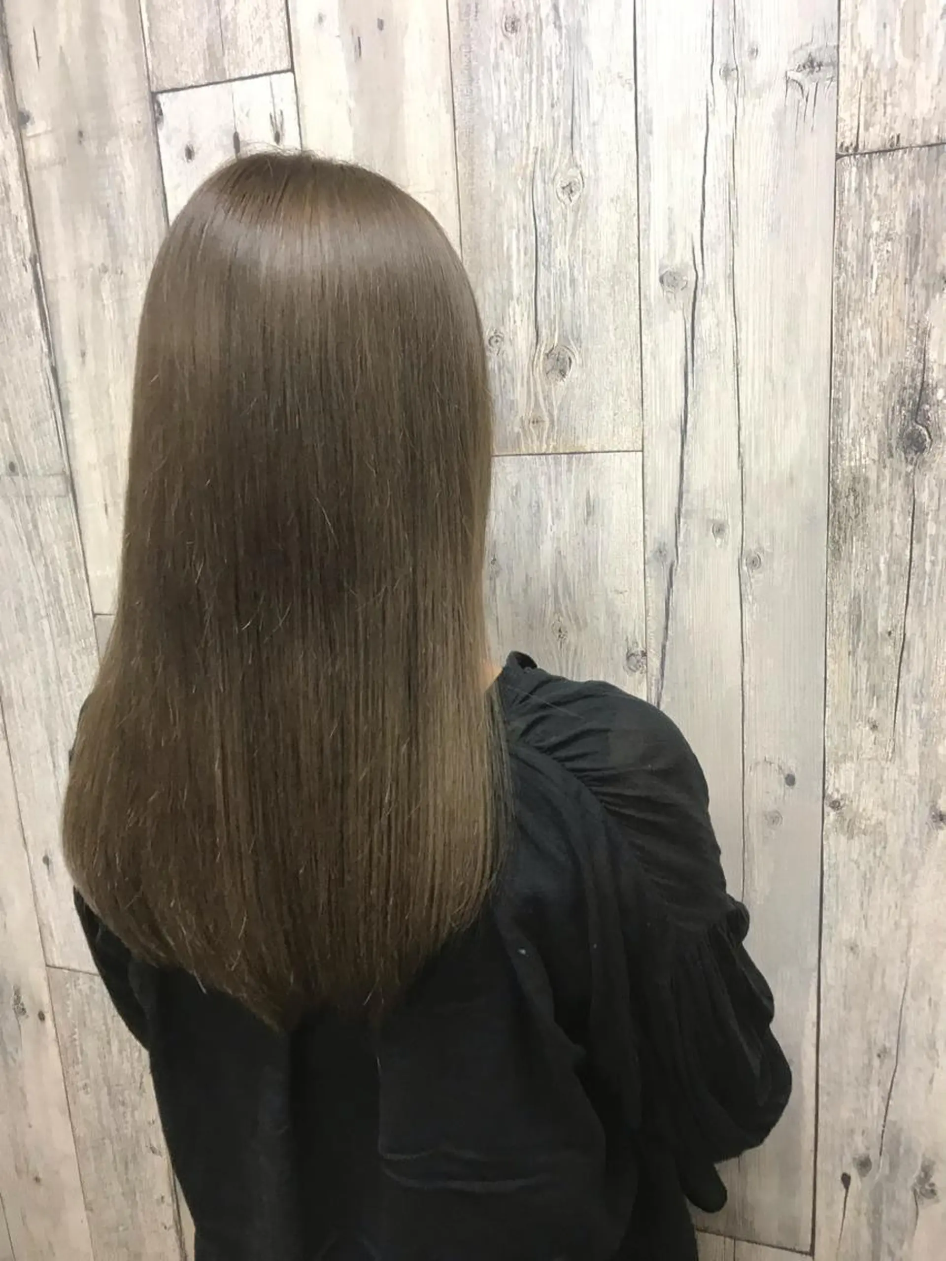 ロング カラー パーマ ヘアアレンジ メンズ ベージュカラー ミルクティーベージュ Forest. -髪質改善-のヘアスタイル