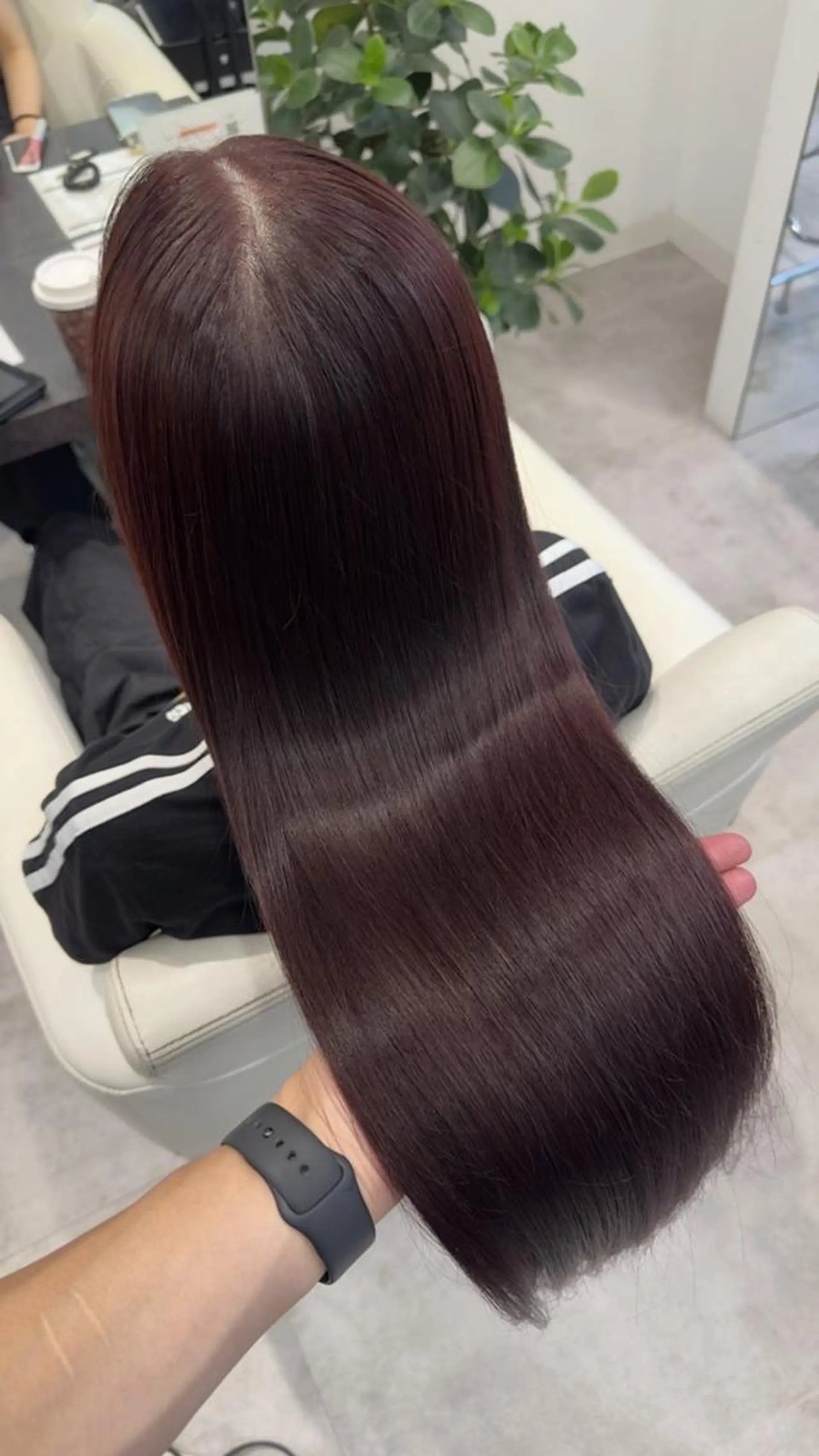 ロング カット ヘアカラー トリートメント 透明感カラー🩶 韓国レイヤー🩶結華のヘアスタイル