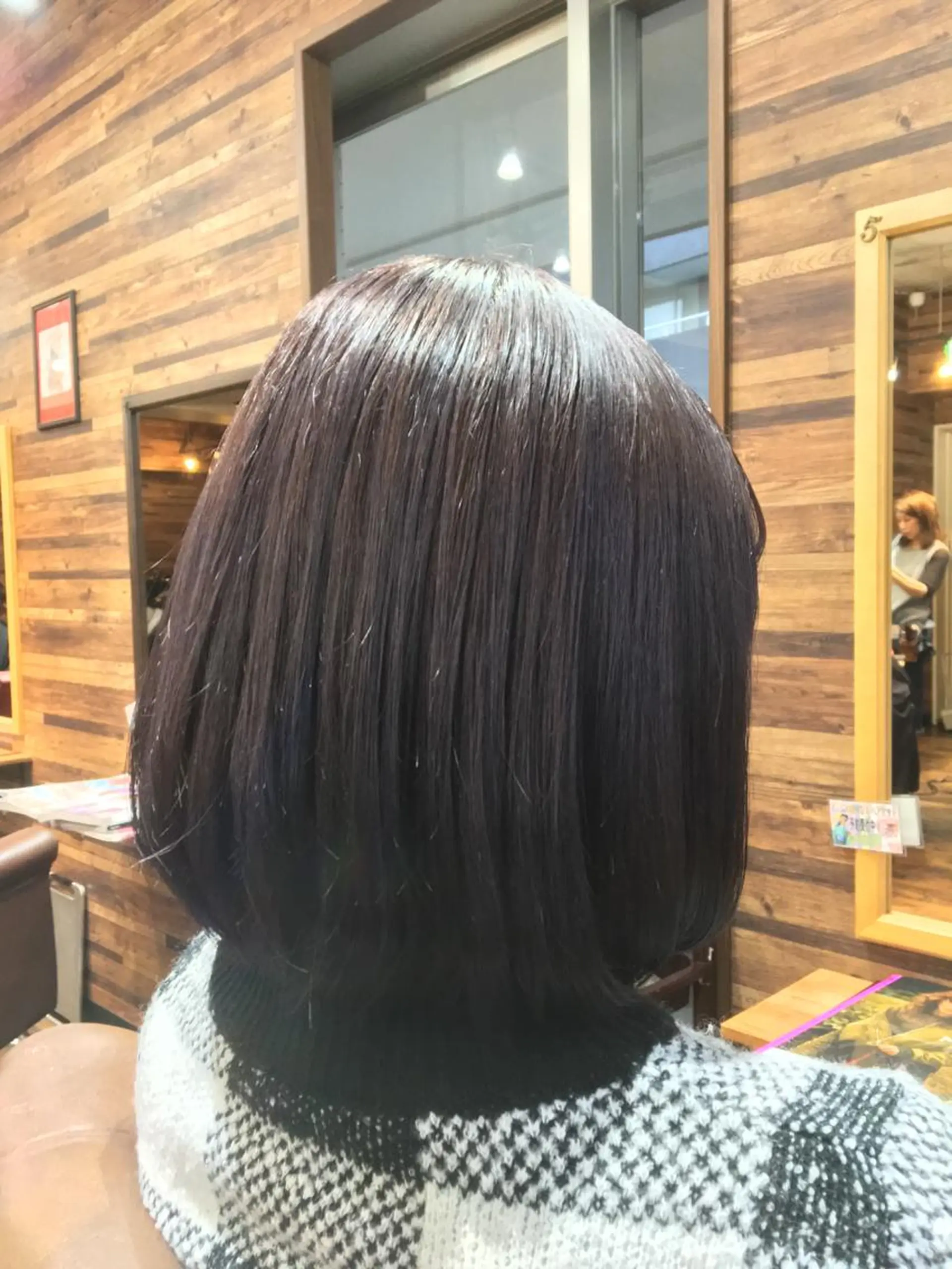 ショート カラー ブリーチ ブラウンカラー レッドカラー レッドブラウン MITSU ✂️のヘアスタイル