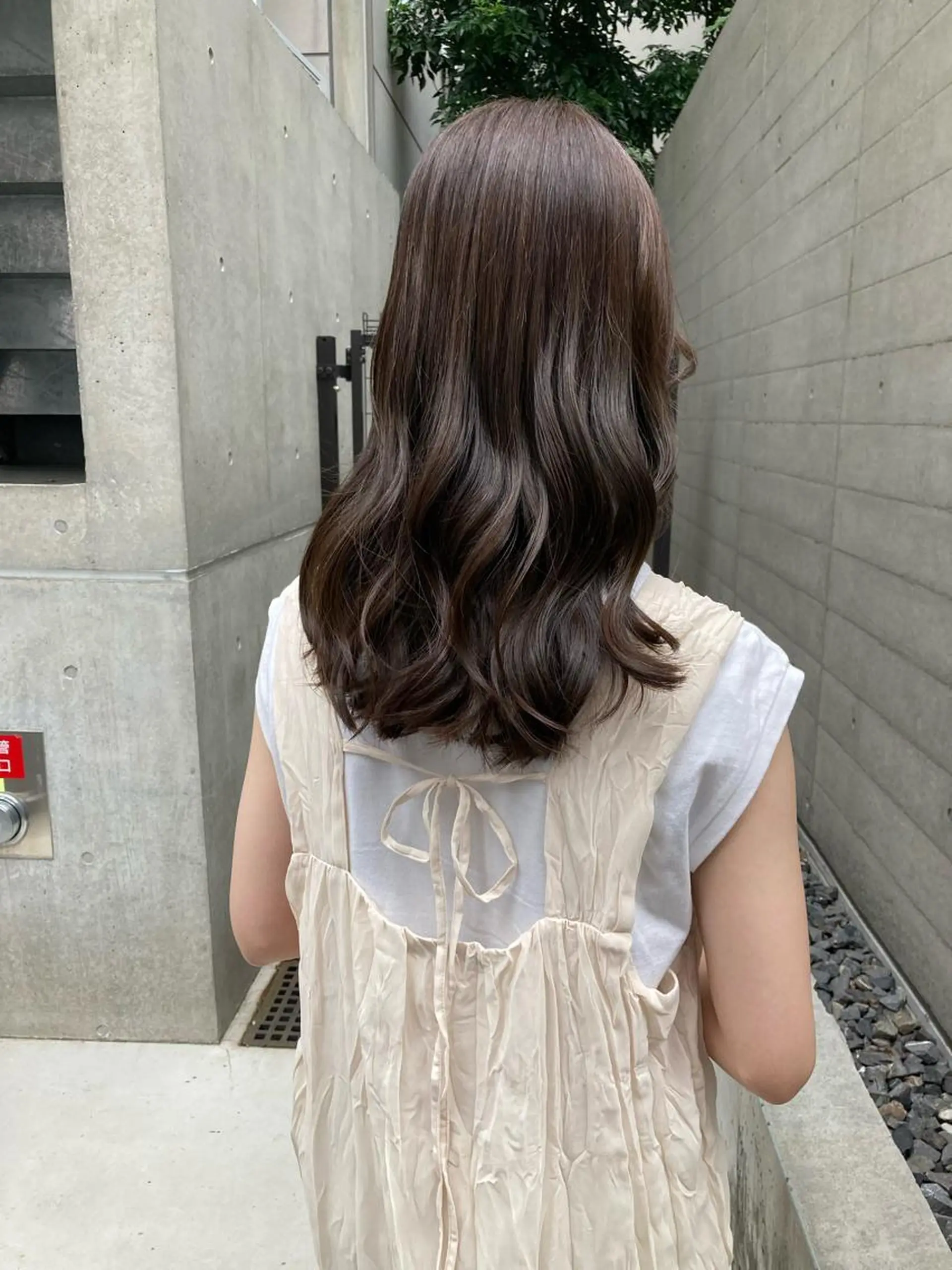 セミロング ✨色持ちの良い艶 カラー✨蟹江真世のヘアスタイル