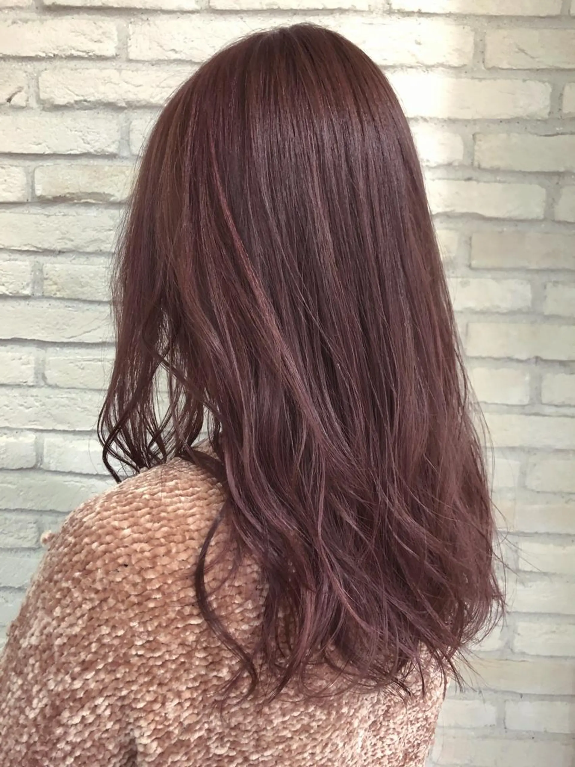 ロング カラー ハイライトカラー ピンクカラー ハイライト oggi +KENJE所属・大平 美沙のヘアスタイル