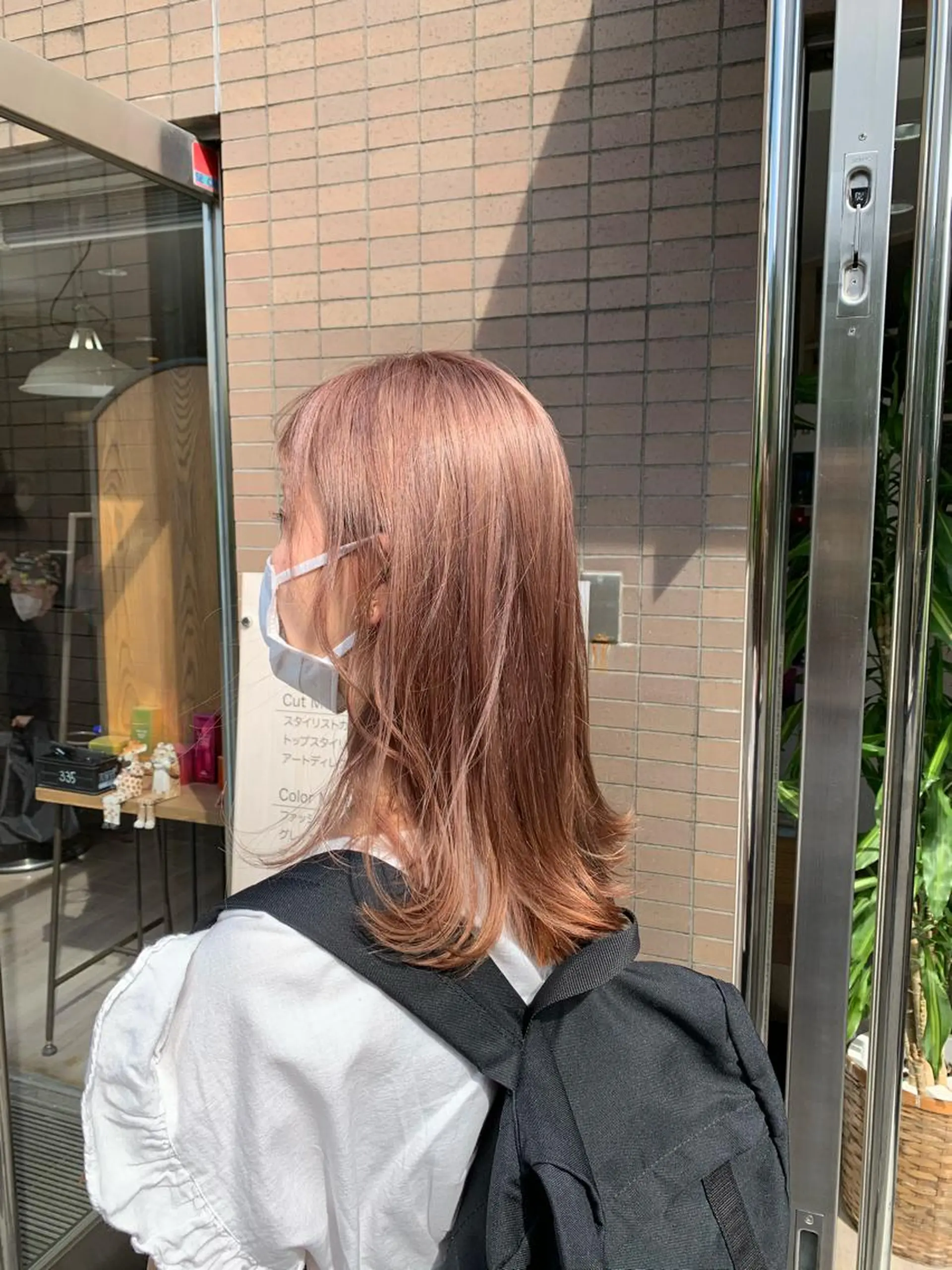 ロング メンズバレイヤージュ 斉藤春のヘアスタイル