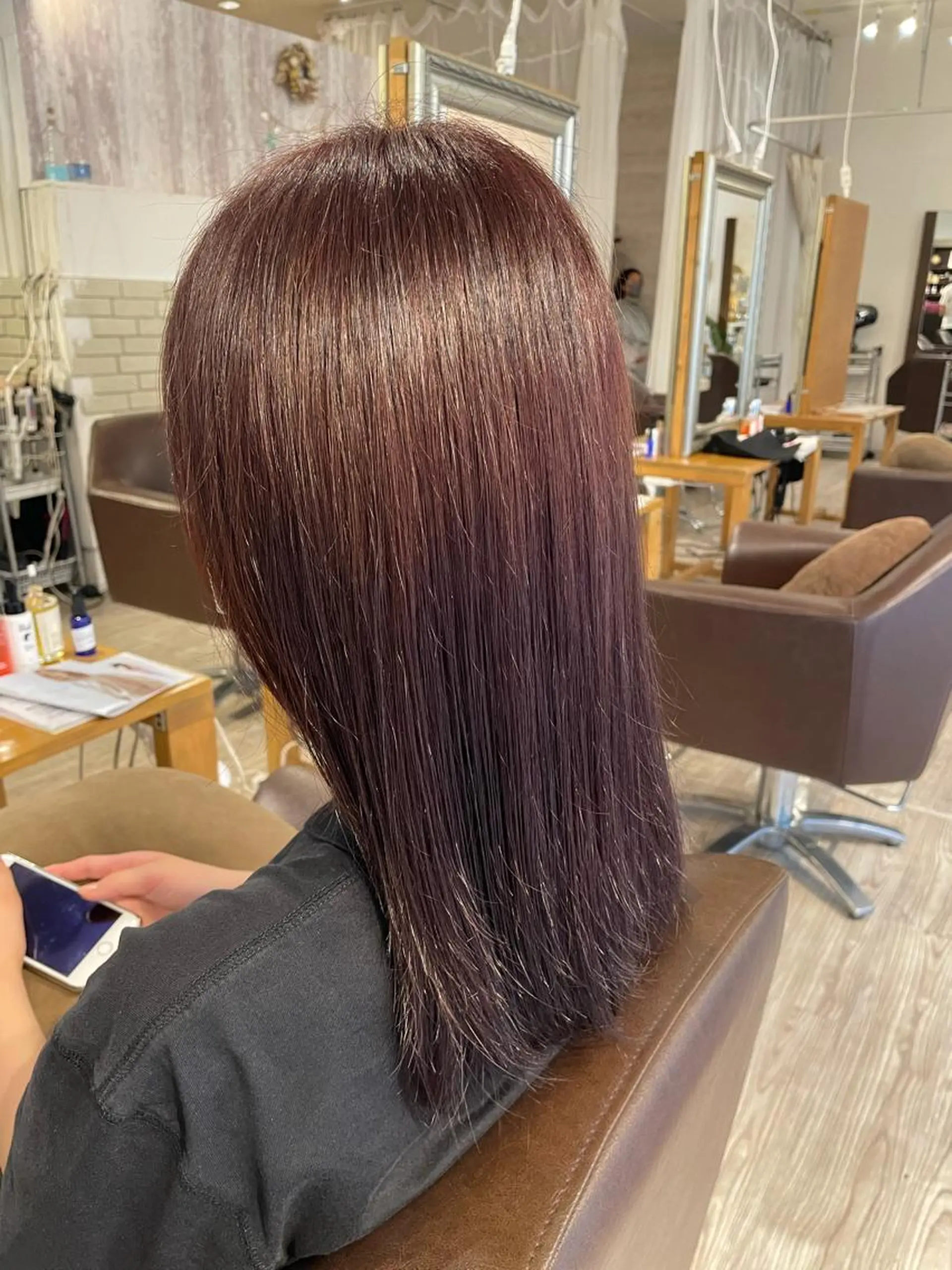 セミロング ピンクブラウン WE BE PARSLEY所属・千野 優由のヘアスタイル