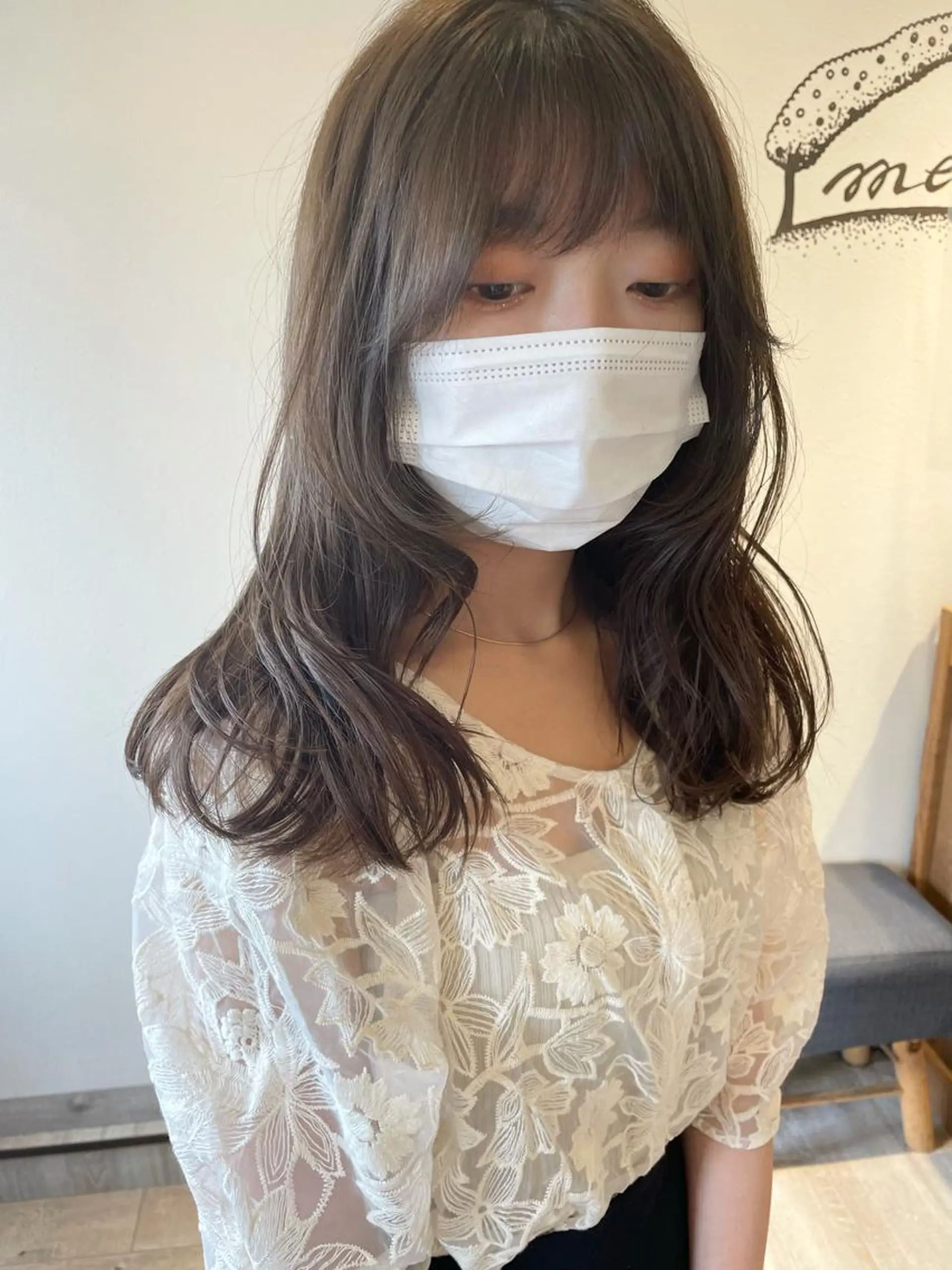 ミディアム カラー 🩰オリーブ/ ベージュ松本咲花🩰のヘアスタイル