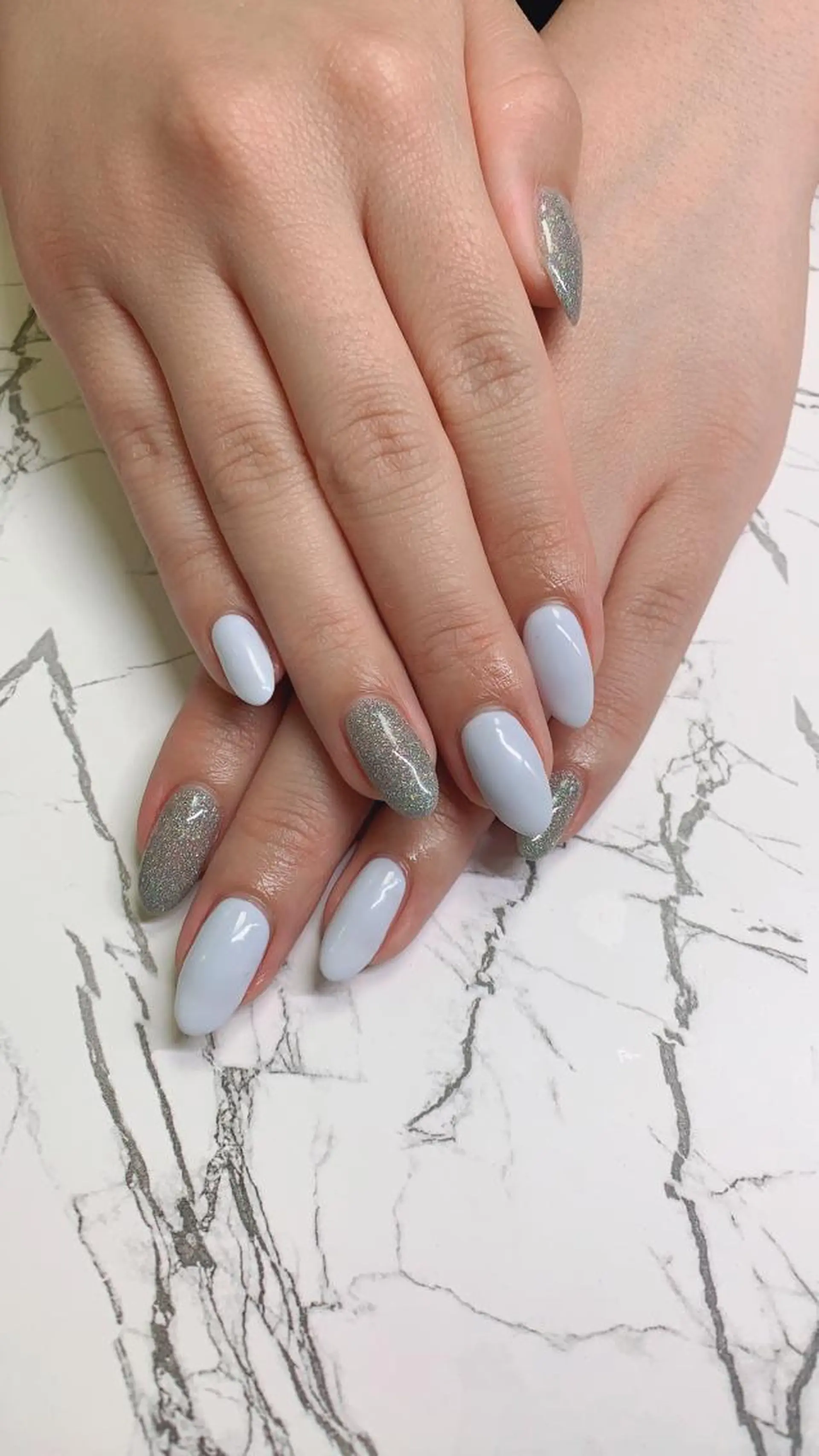 ネイル はな💎ネイル ワンホン、長さ出しのネイルデザイン