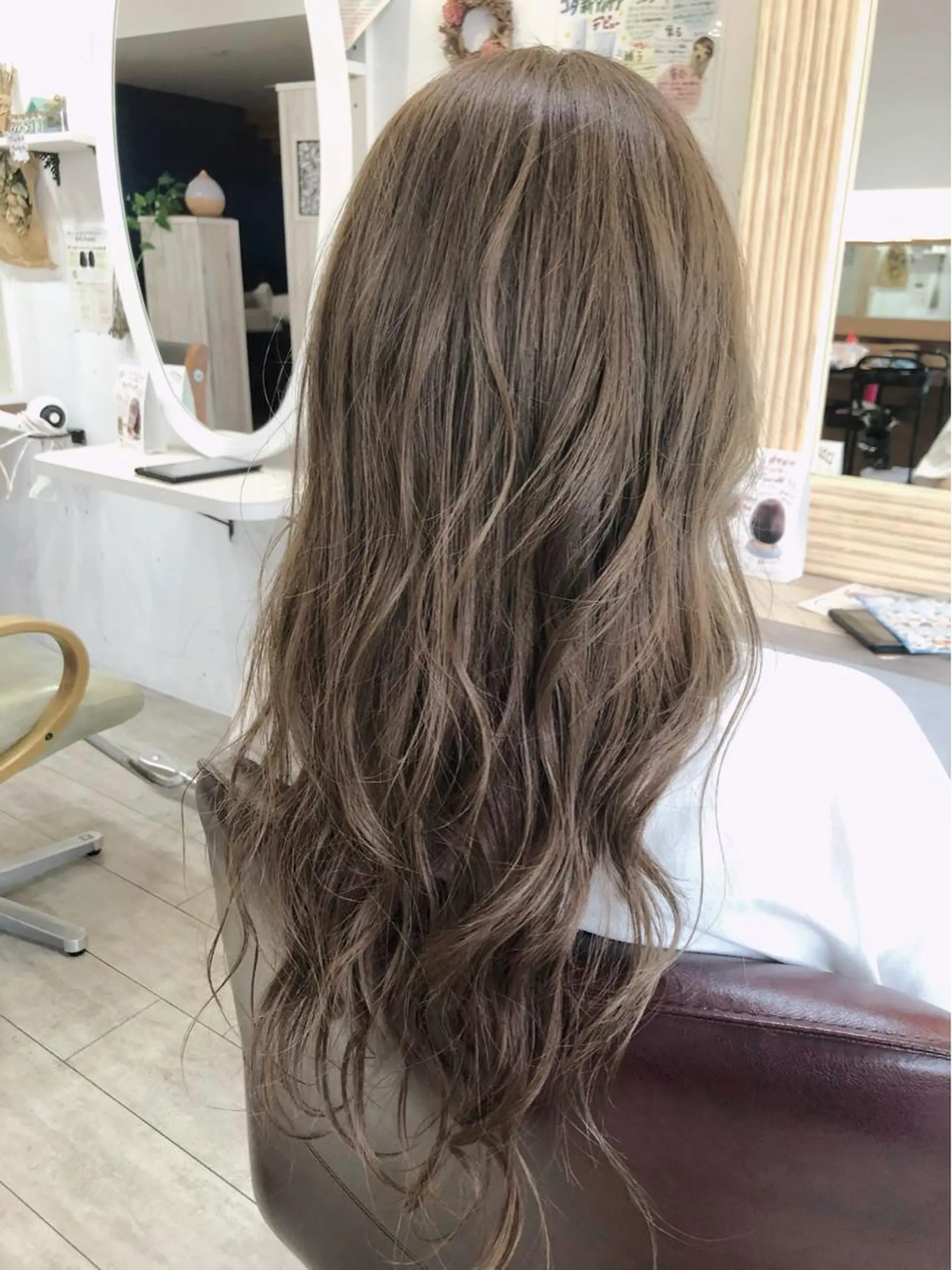 ロング カラー グレージュ hair＆make SENSE所属・伴 香織のヘアスタイル