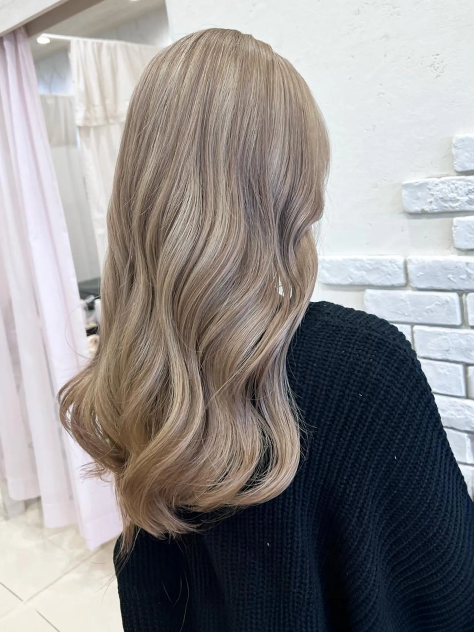 ロング カラー ヘアカラー トリートメント デザインカラー/ 透明感🔷須藤光洋のヘアスタイル