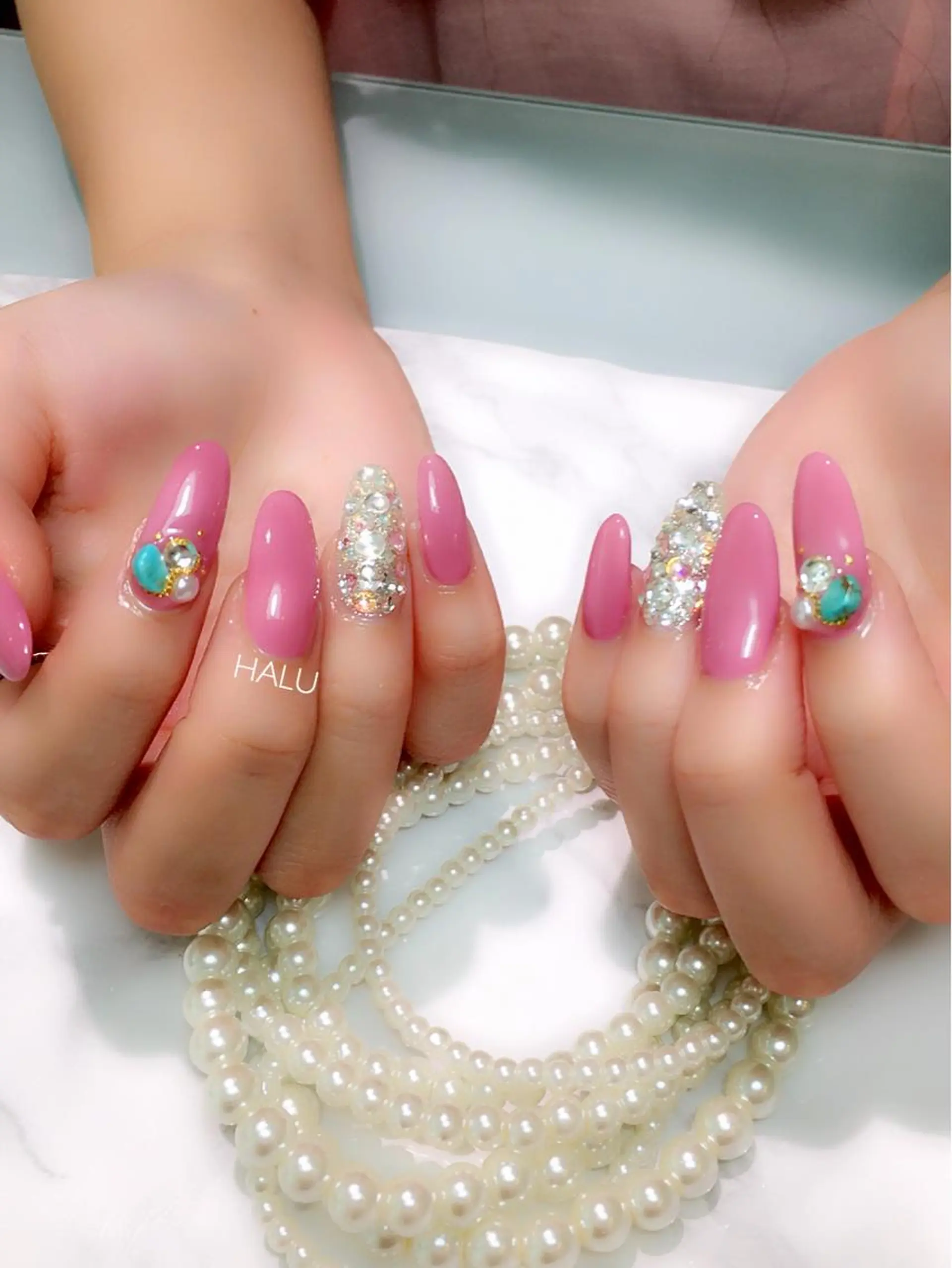 ネイル キラキラネイル ストーンネイル HALU ハルのネイルデザイン