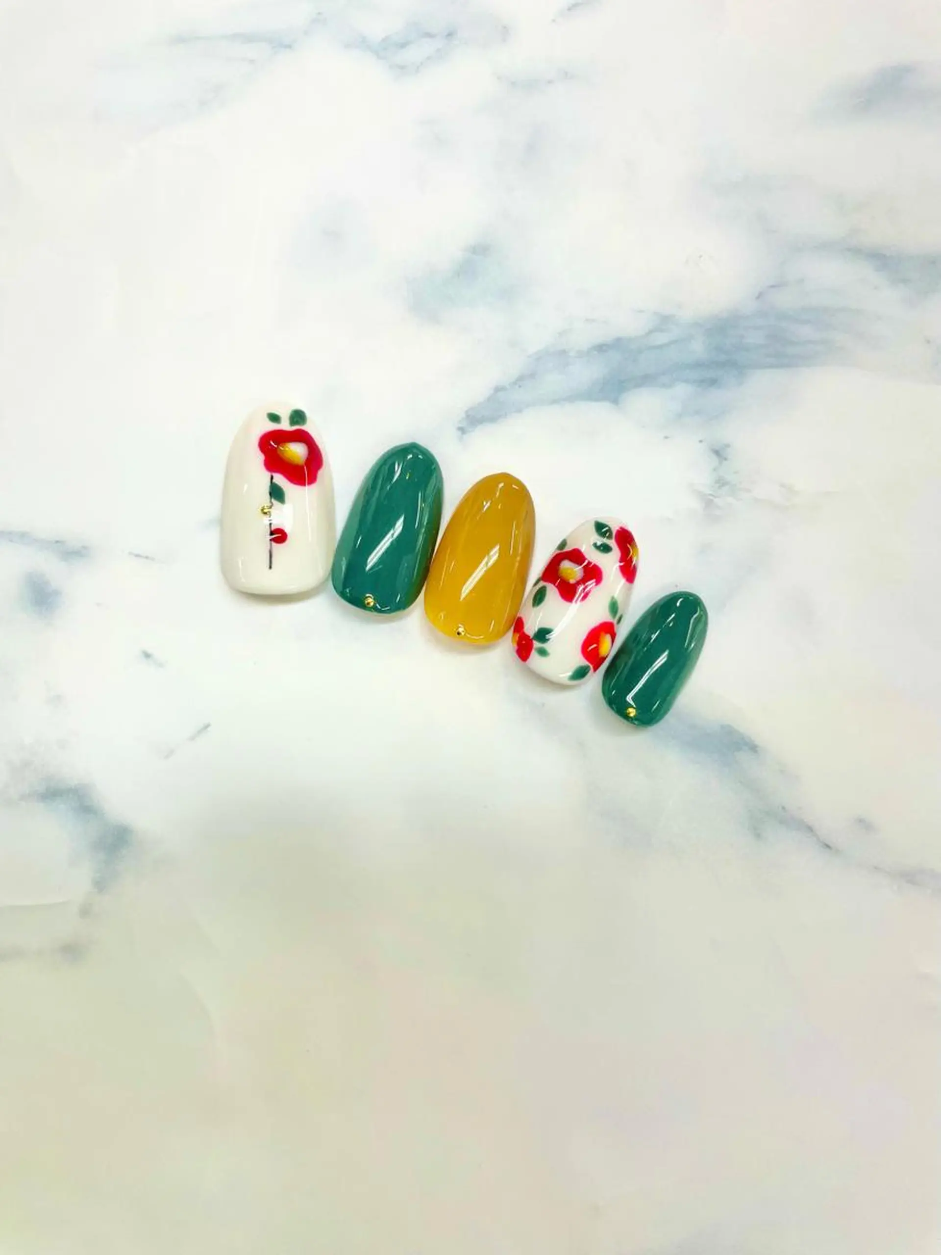 ネイル 成人式 春ネイル ハンドネイル ハンドケア FASTNAIL PLUS 新宿店のネイルデザイン