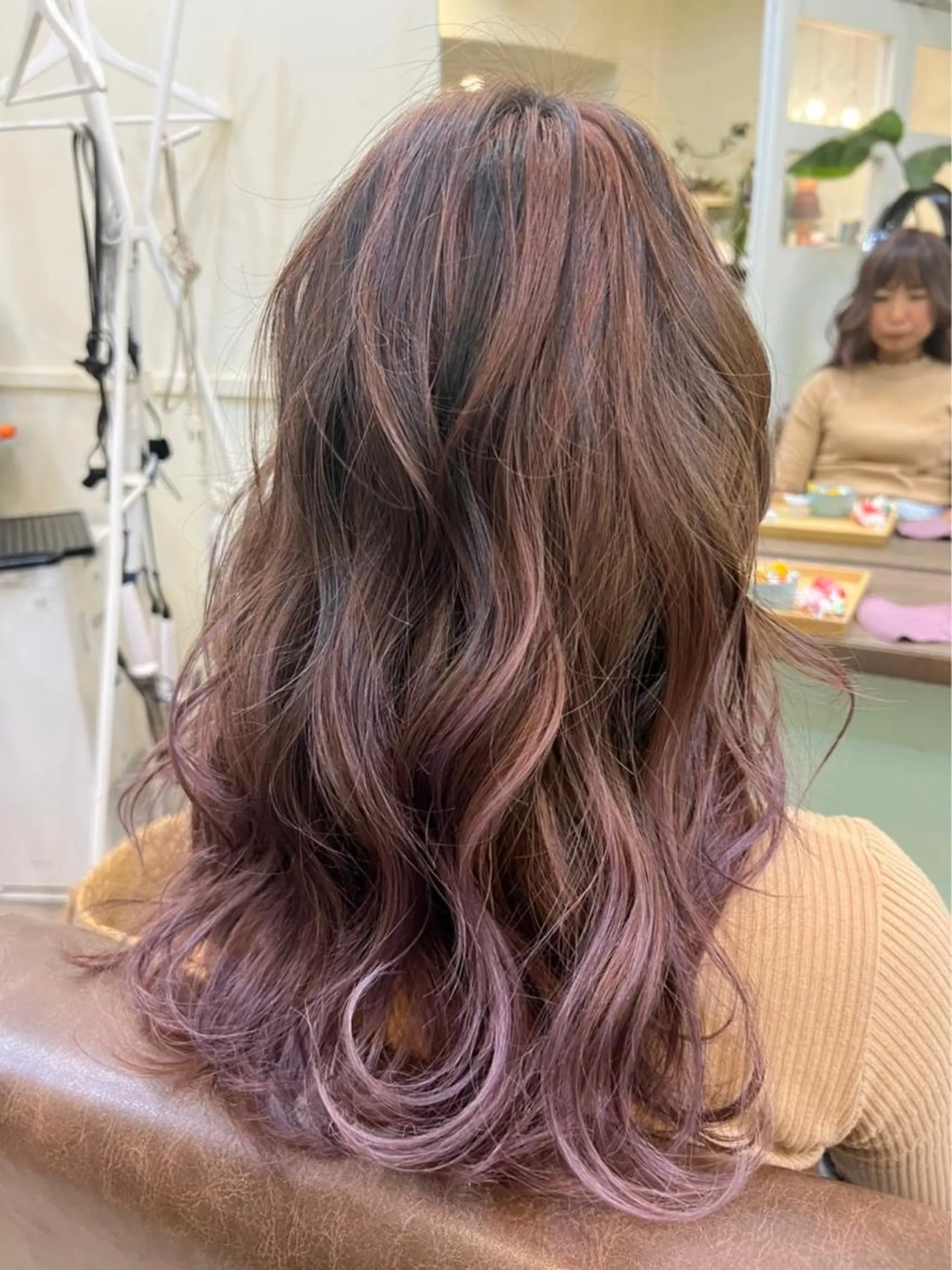 ロング カラー カット ヘアカラー トリートメント 鶴見 和美のヘアスタイル