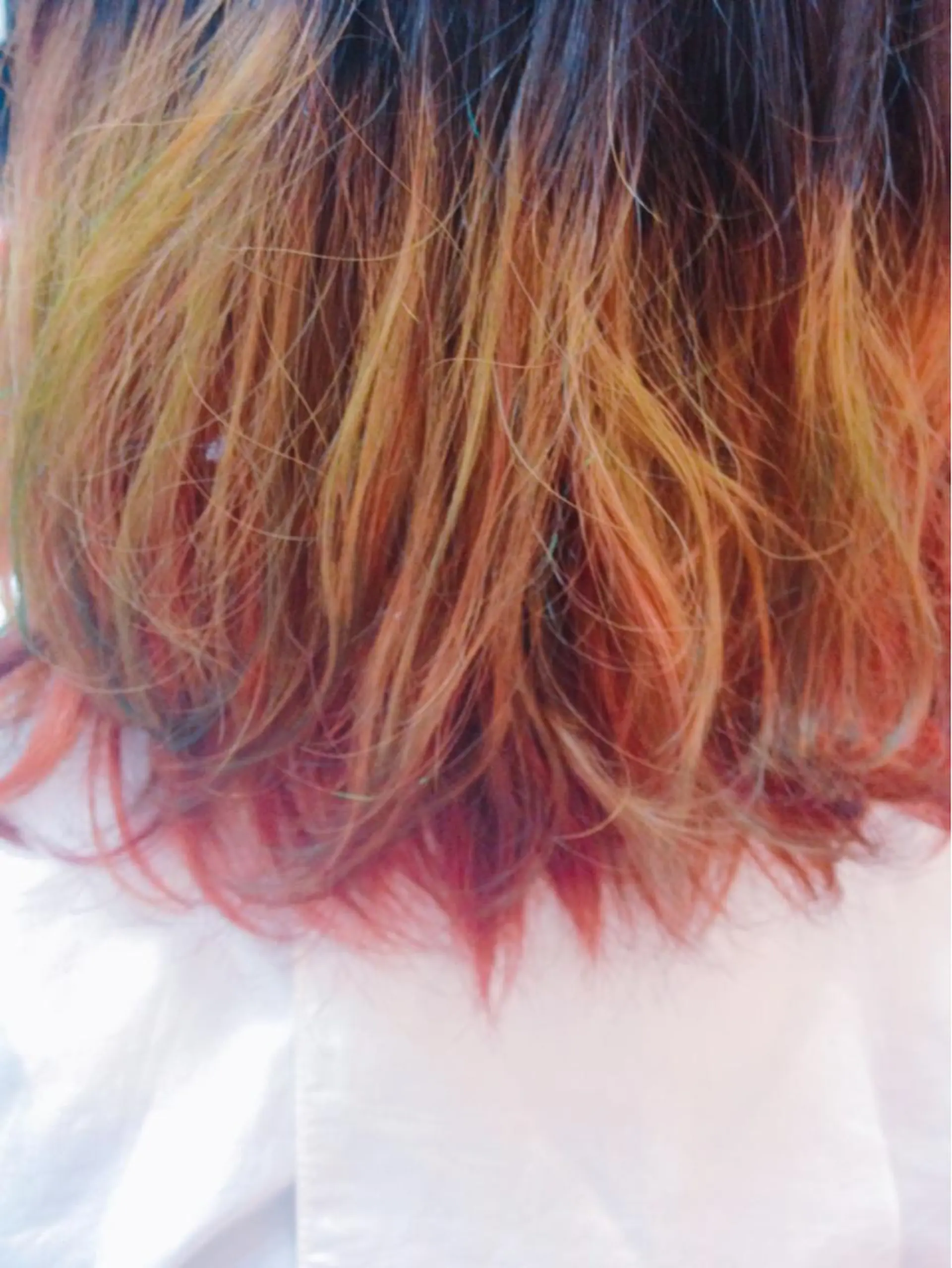 ショート カラー 髪質改善&ブリーチ 伊勢 祐一郎のヘアスタイル