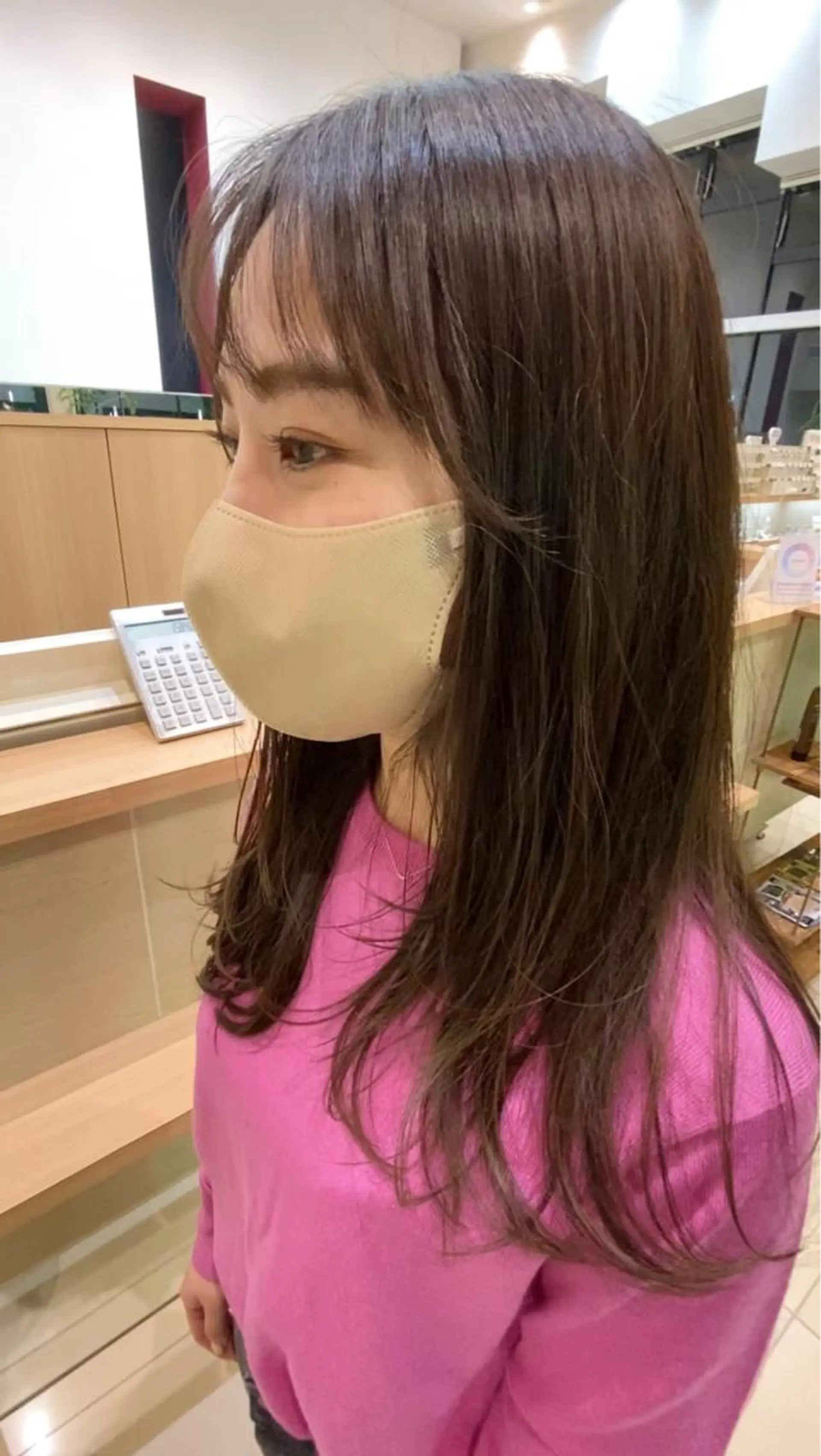 セミロング カラー アッシュ ベージュカラー カット ヘアカラー トリートメント プルエクステ/透明感 カラー✨KAZUKIのヘアスタイル