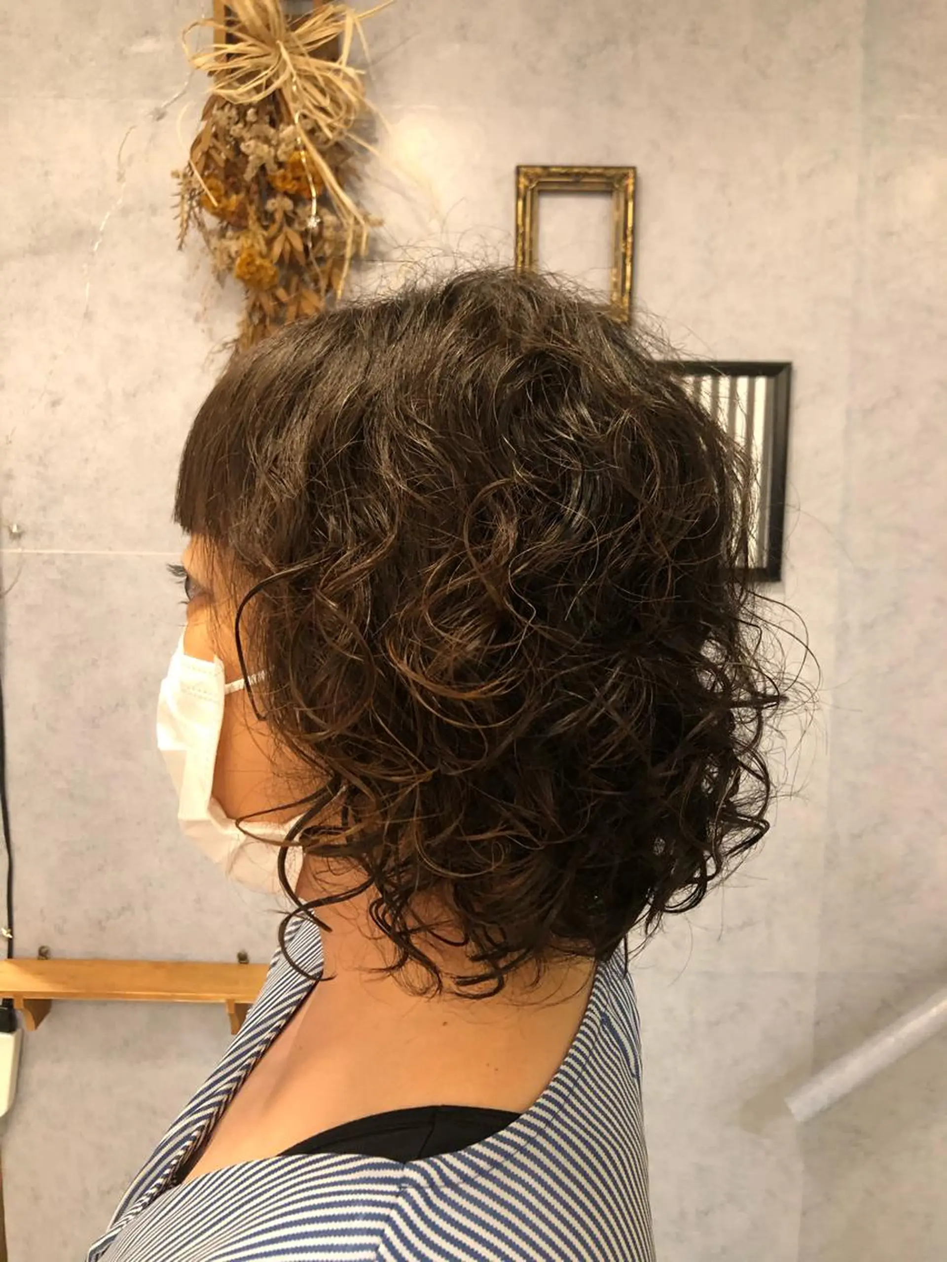 ショート パーマ 本多 美羽のヘアスタイル