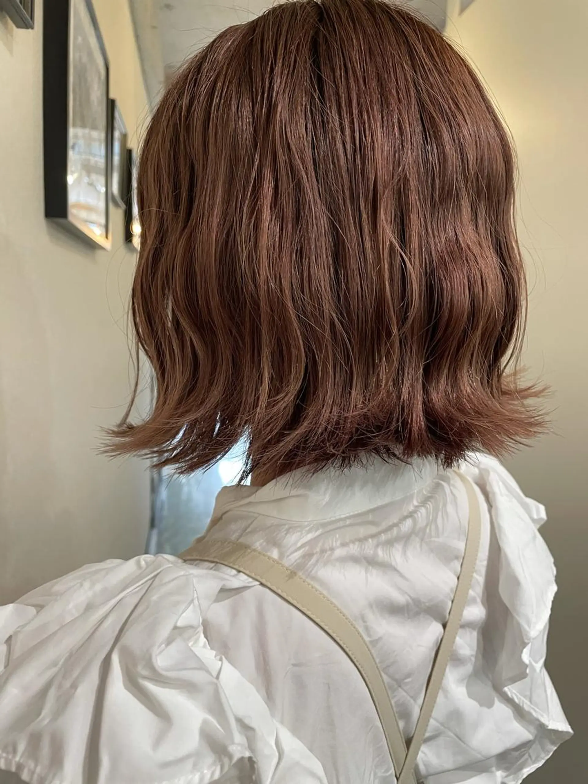 ショート カラー 高梨 菜々のヘアスタイル