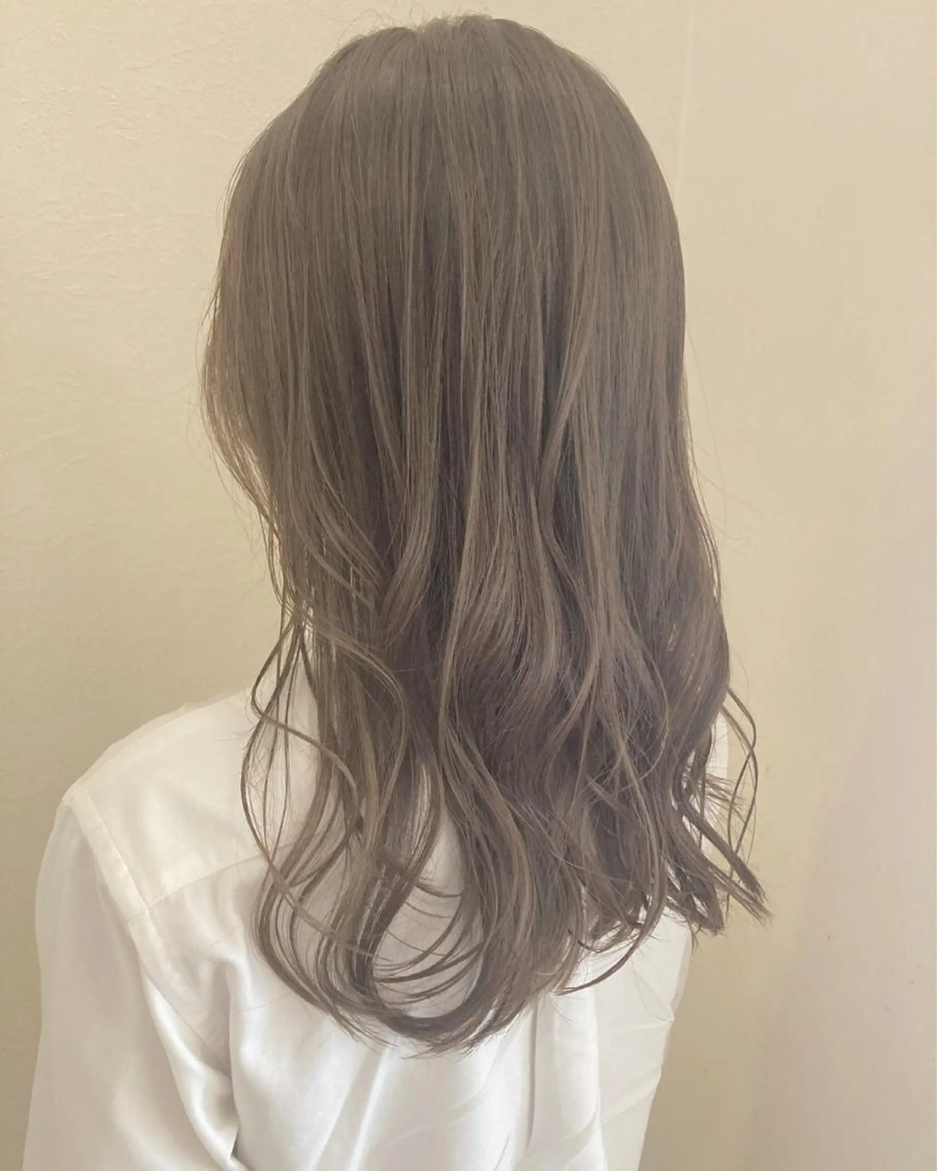セミロング カラー 店長 ✂️ムラカミ キラリのヘアスタイル