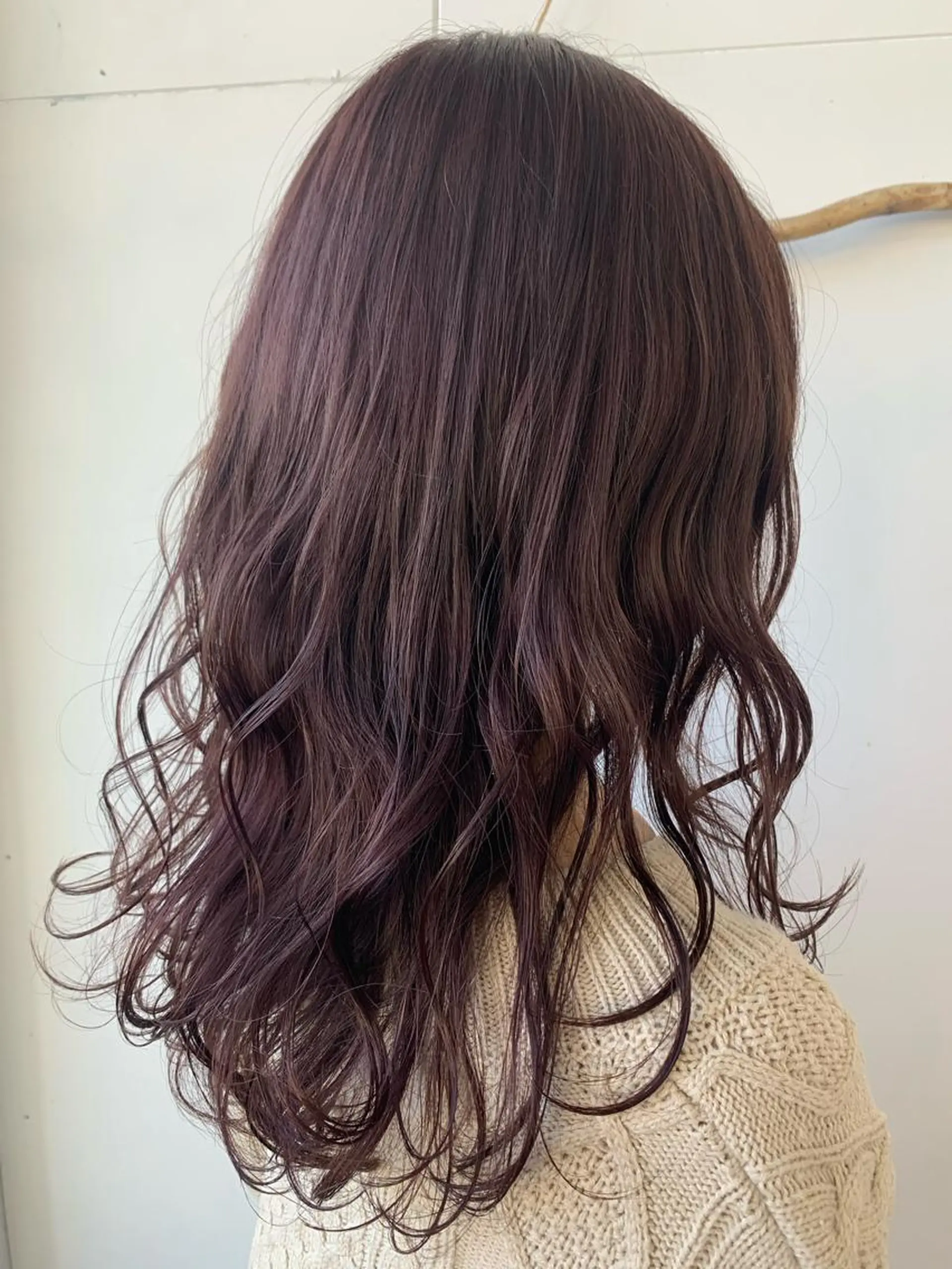 セミロング RINKA 琳茄のヘアスタイル