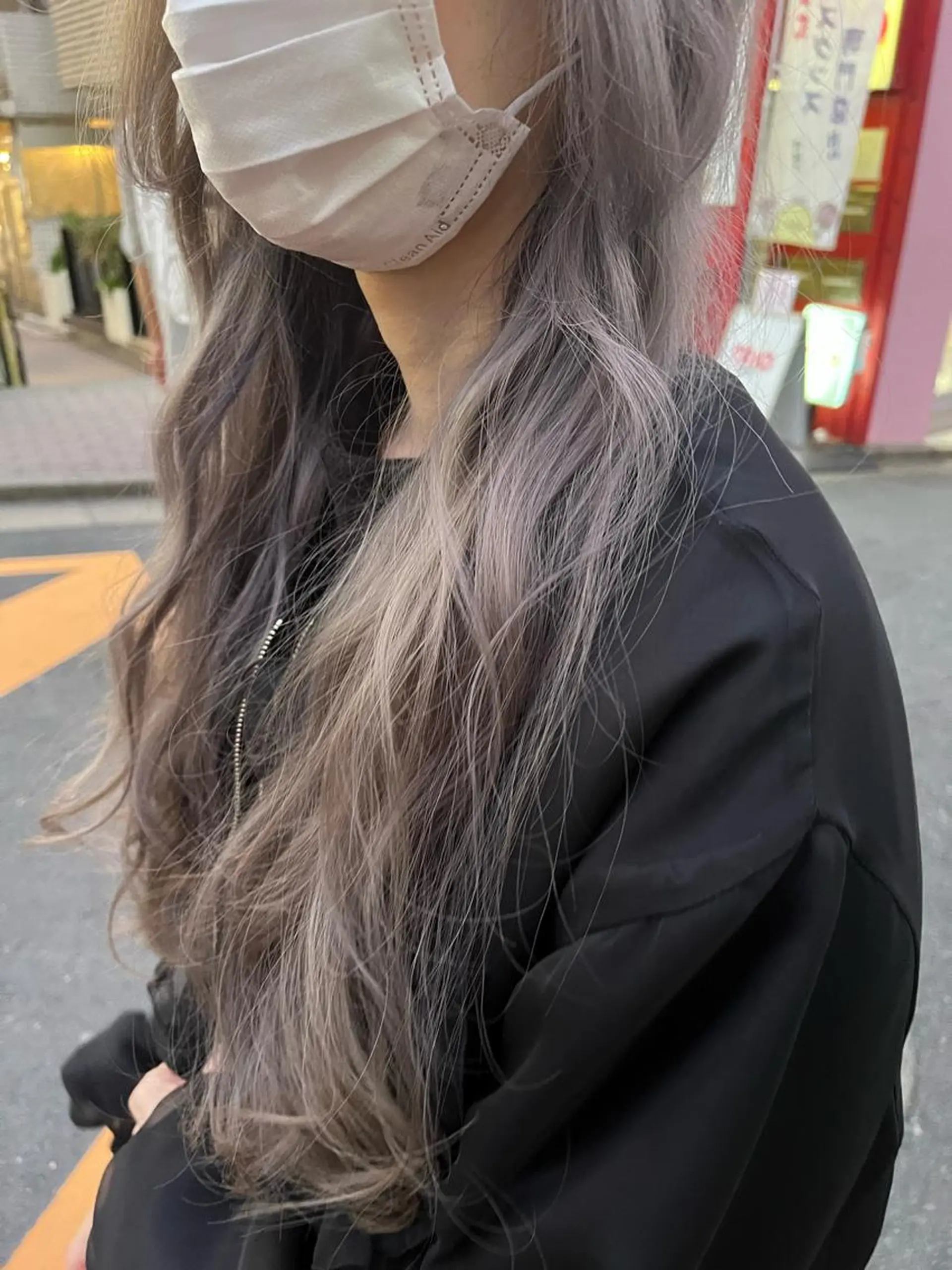 ロング カラー ショートボブ アッシュ バレイヤージュ ミストバング ベージュカラー カット ヘアカラー トリートメント 原宿サロン代表 デザインカラー伊藤卓のヘアスタイル