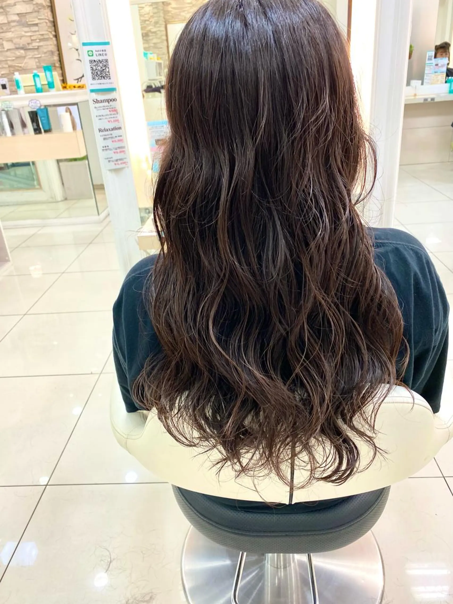 セミロング セミロングパーマ 🫧ふくだ りな 🕊のヘアスタイル