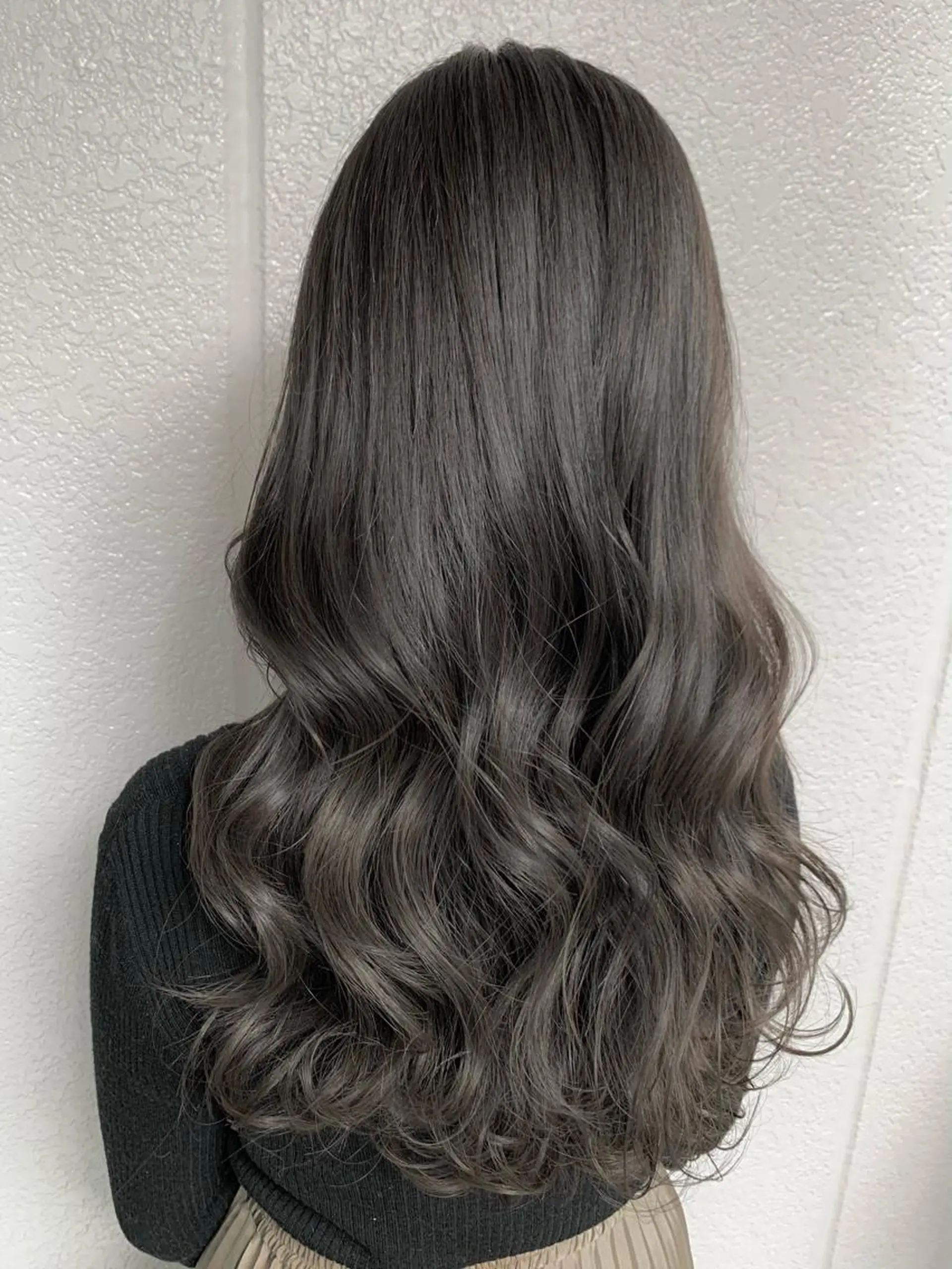 ロング カラー 透明感カラー エドルカラー グレージュ カット ヘアカラー トリートメント eyl〜エイル〜所属・💎赤み消しカラー 特化型デザイナー💎のヘアスタイル