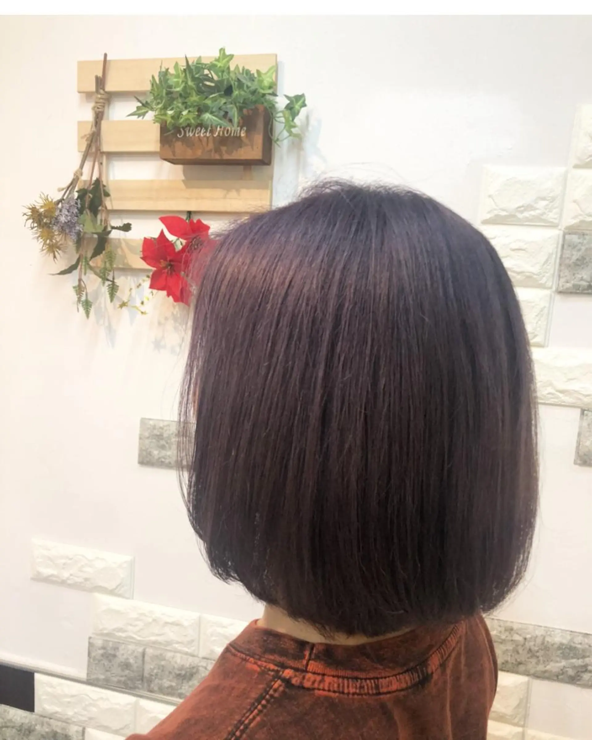 カラー アッシュ 透明感カラー ダブルカラー パープルアッシュ ショートボブ✨️ 池田芽生のヘアスタイル