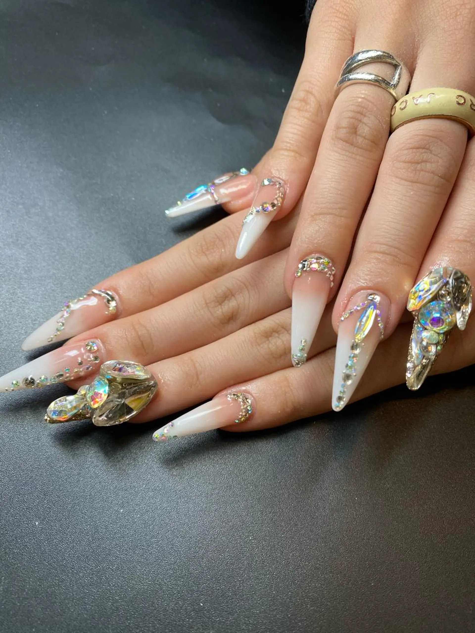 ネイル ハンドネイル ニコ ニコのネイルデザイン