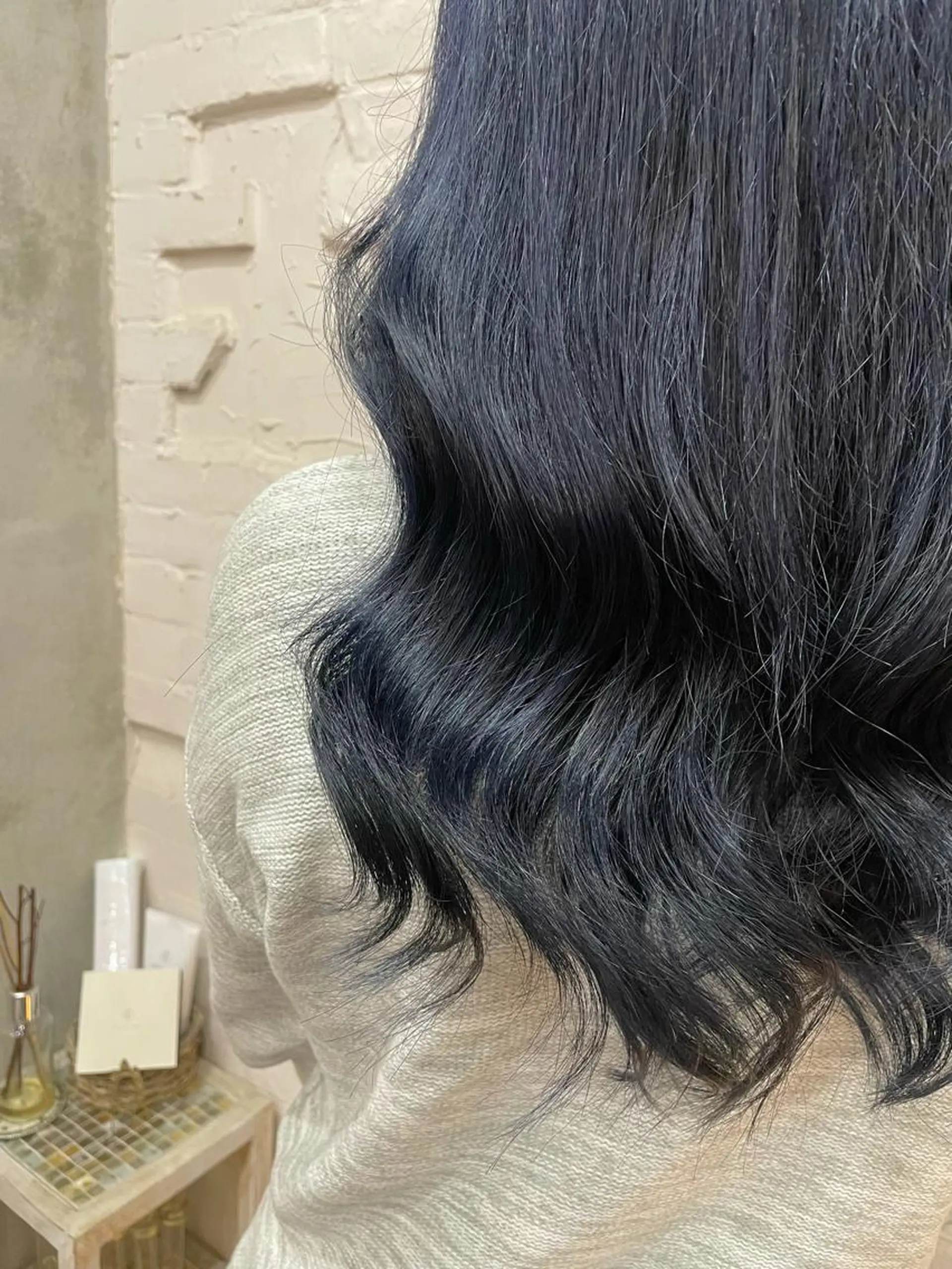 セミロング カラー ブルーカラー ネイビーカラー ヘアカラー トリートメント 【ピンク/韓国ヘア/ ヘアセット】亜海のヘアスタイル