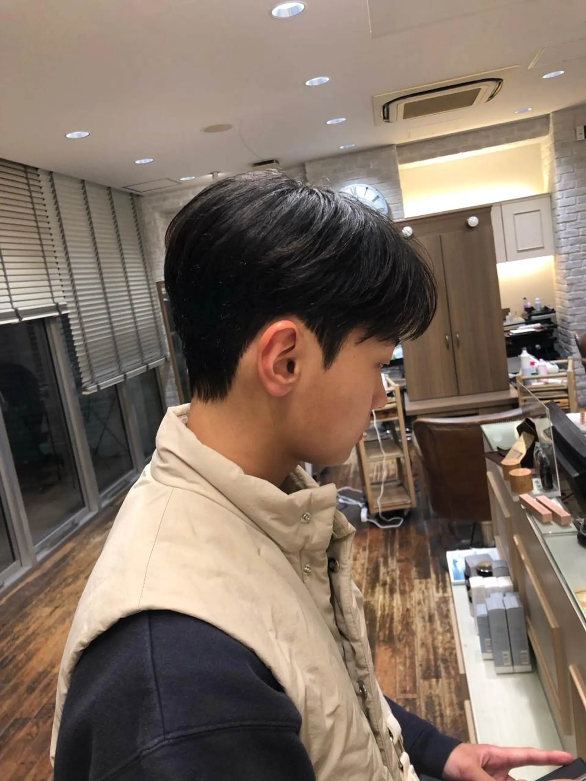 メンズ パーマ メンズトレンドヘア シンユウのヘアスタイル