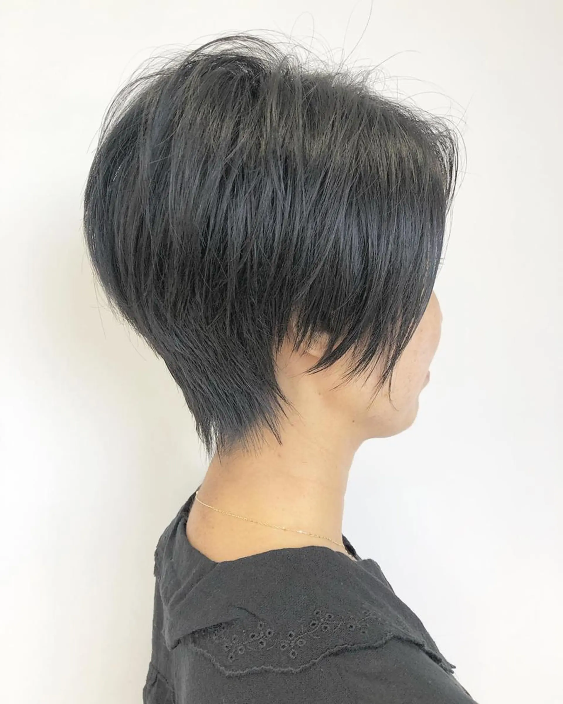 ショート カラー ショートボブ ハンサムショート インナーカラー オーガニックカラー ボブ favorite b Charmeのヘアスタイル