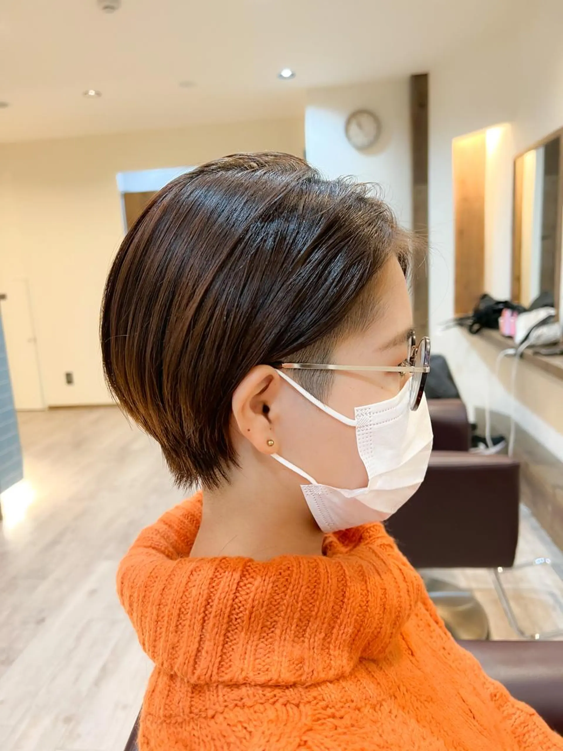 ショート カット 工藤 梨花のヘアスタイル