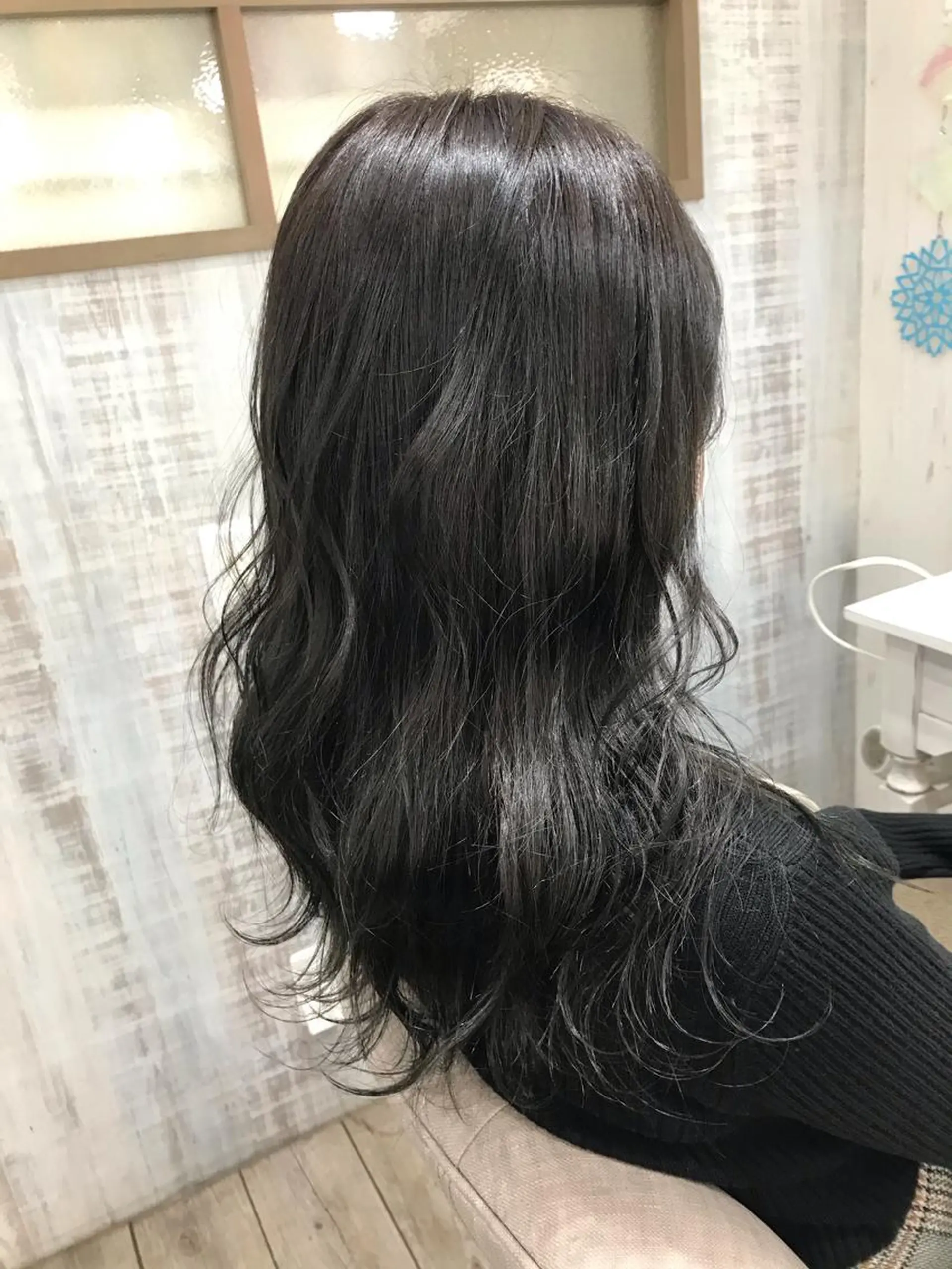 ロング ネモトメイナ🌿‬ 今月末で退職しますのヘアスタイル