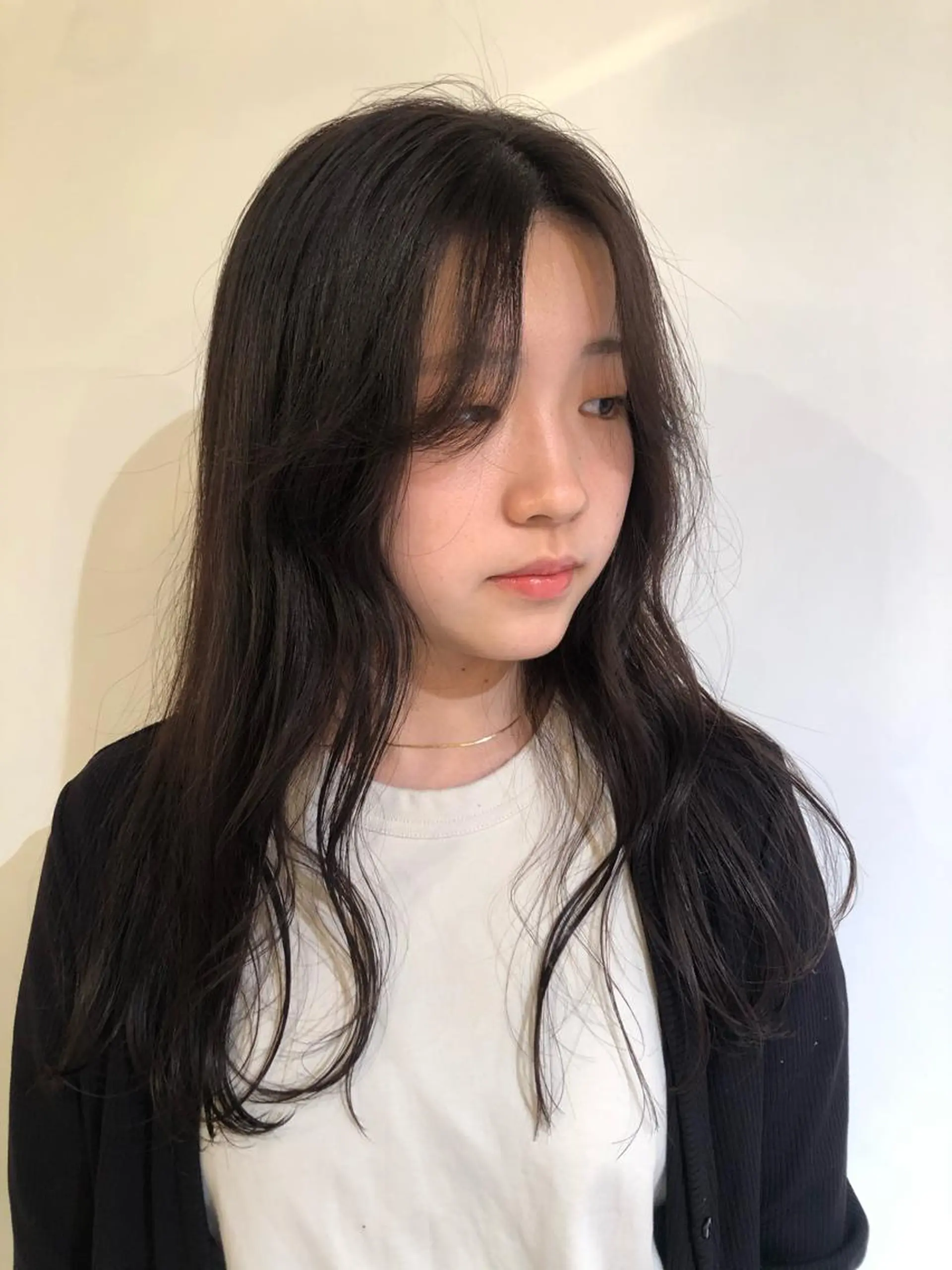 カラー ブリーチカラー🎀 韓国風/寺門美優のヘアスタイル