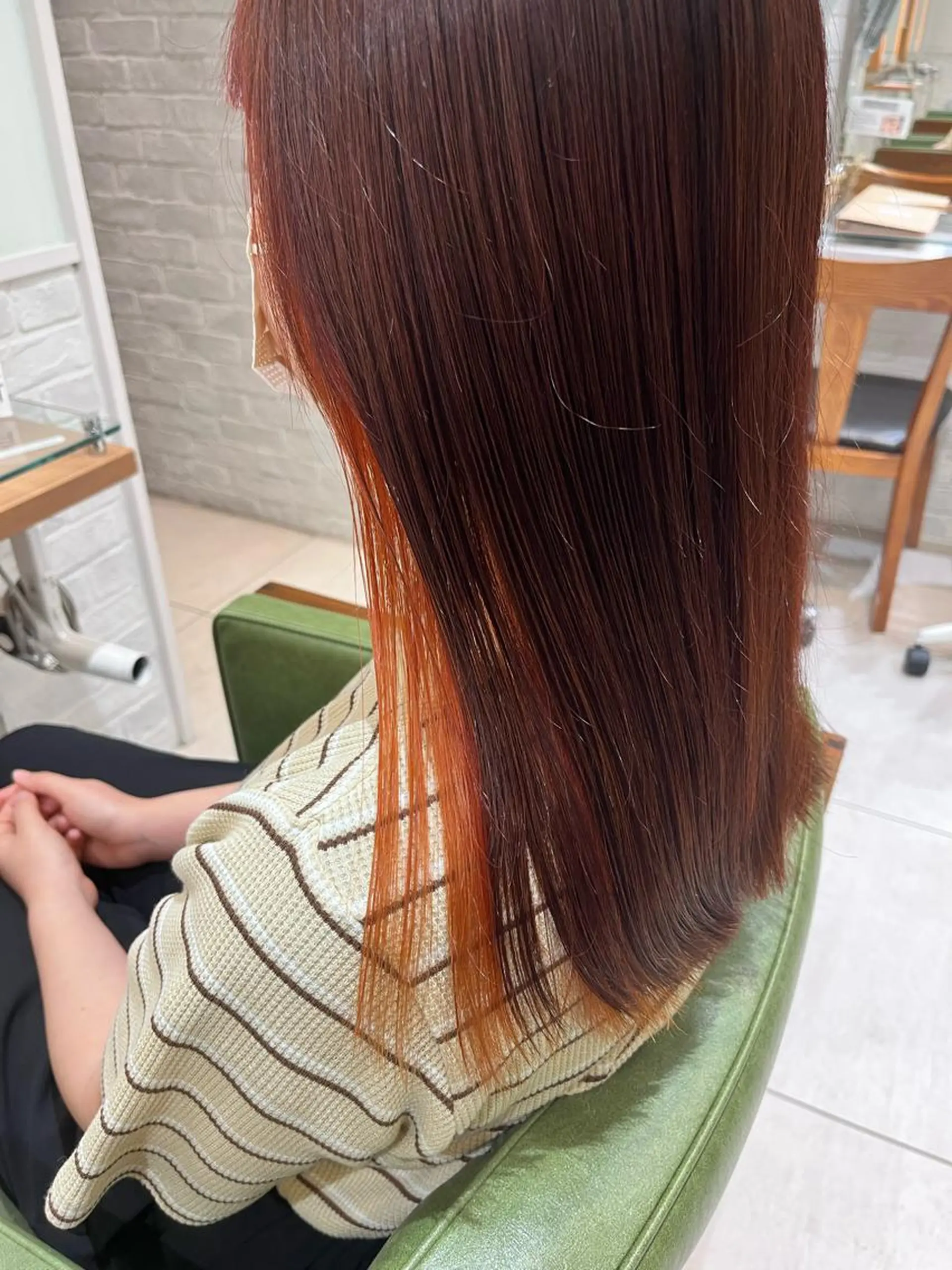 ロング カラー オレンジ 高橋友里亜 /フリーランスのヘアスタイル