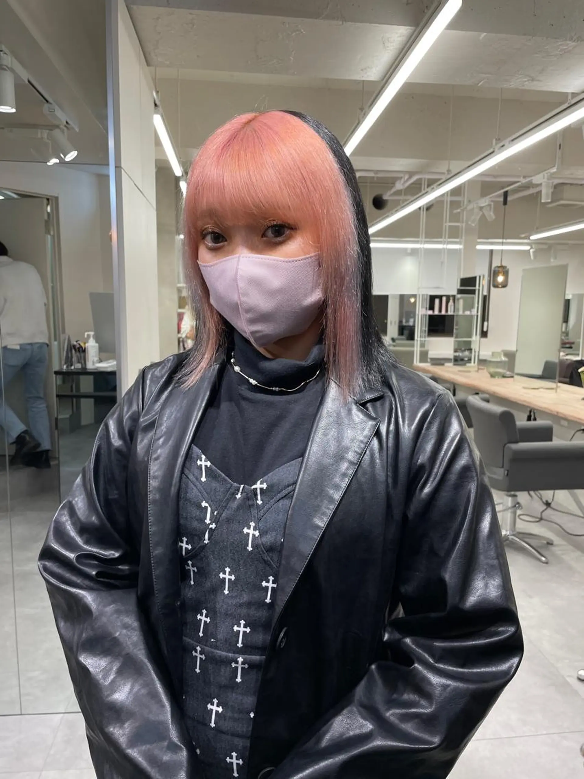 ミディアム カラー ヘアカラー トリートメント laff 新宿所属・ボブ/ケアパーマ/ レイヤー/縮毛矯正のヘアスタイル