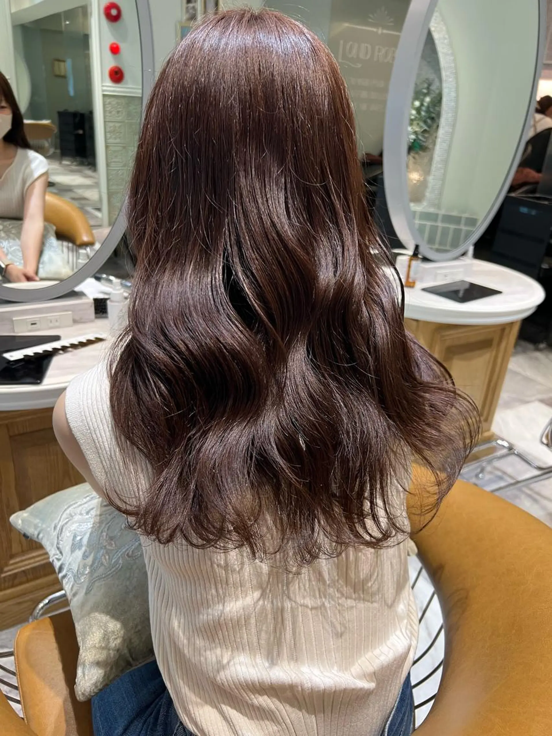 ロング ボブ ハイライト 髪質改善 韓国風ヘア 小顔カット ヘアカラー トリートメント 透明感カラー/カット 髪質改善/森栄範のヘアスタイル