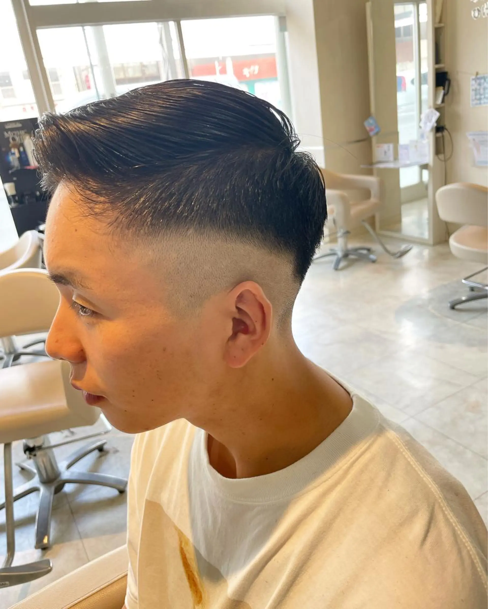 メンズ フェードカット スキンフェード カット 本田 卓也のヘアスタイル