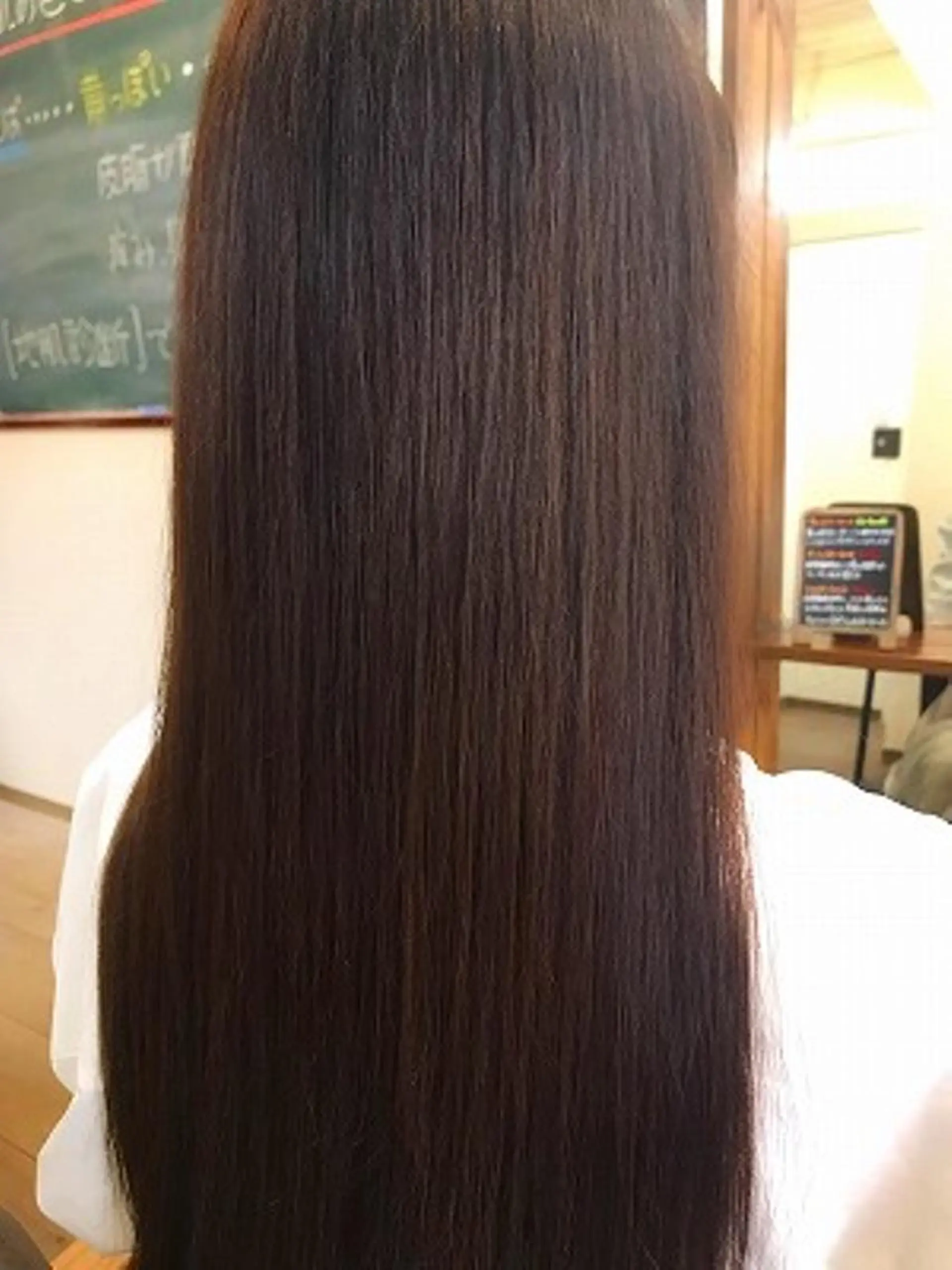 ロング トリートメント nest  のヘアスタイル