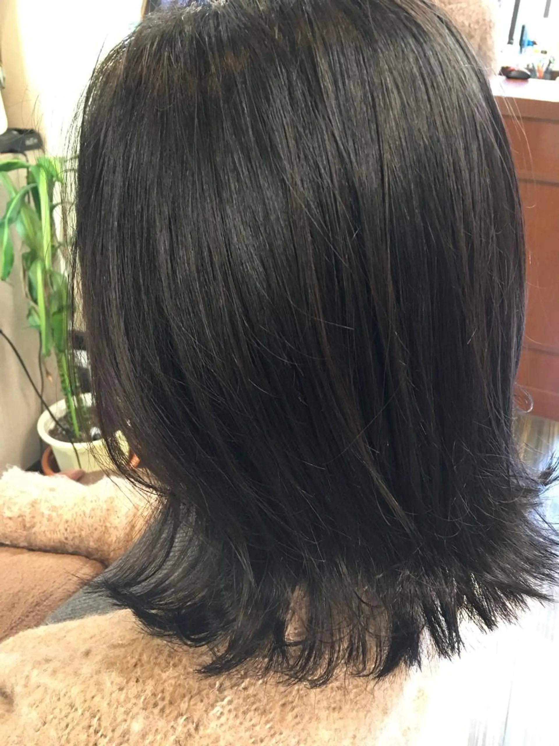 ミディアム カラー ヘアカラー トリートメント THREE所属・THREE 関根大のヘアスタイル