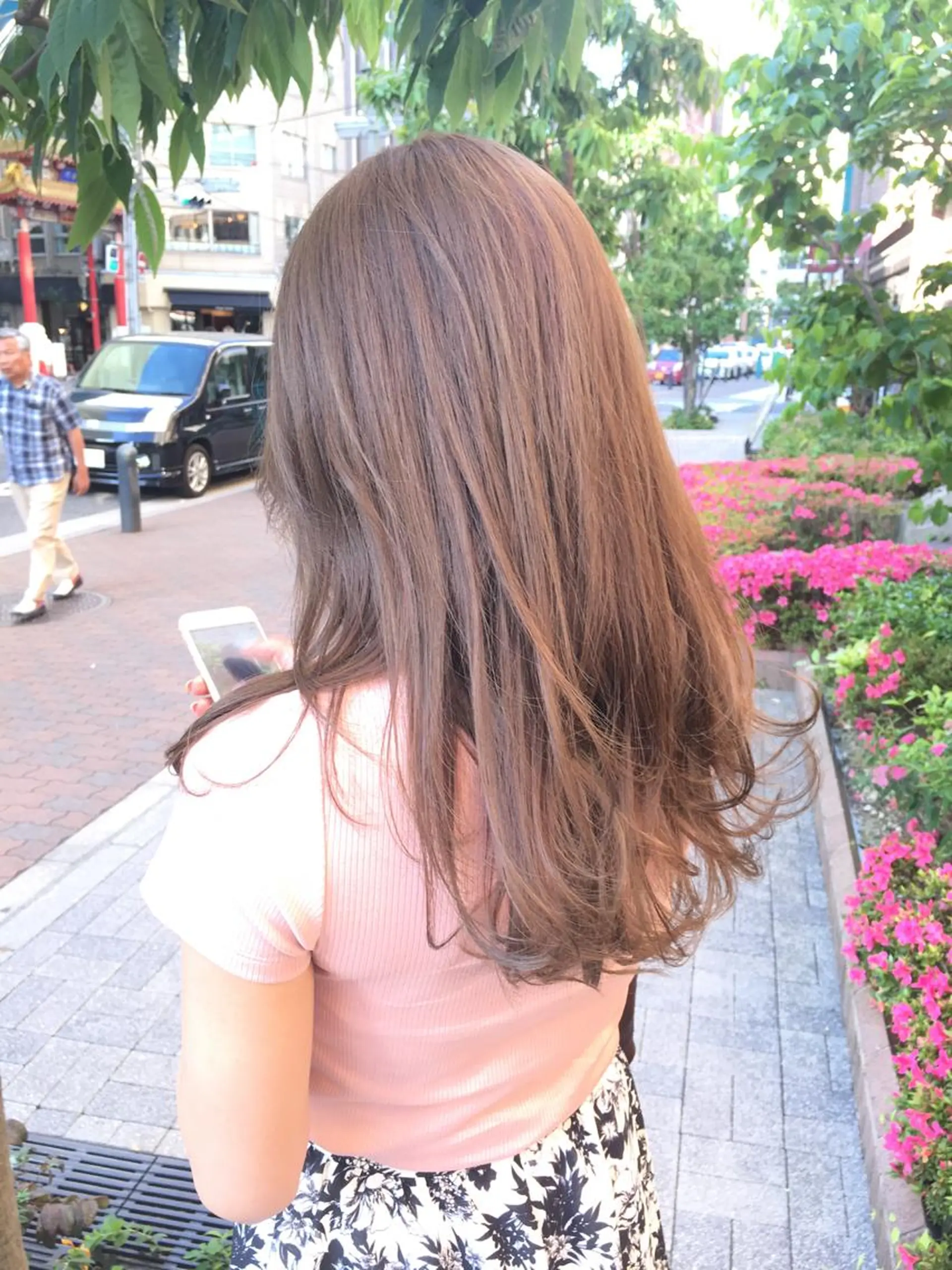 セミロング カット ヘアカラー トリートメント HIRO .のヘアスタイル