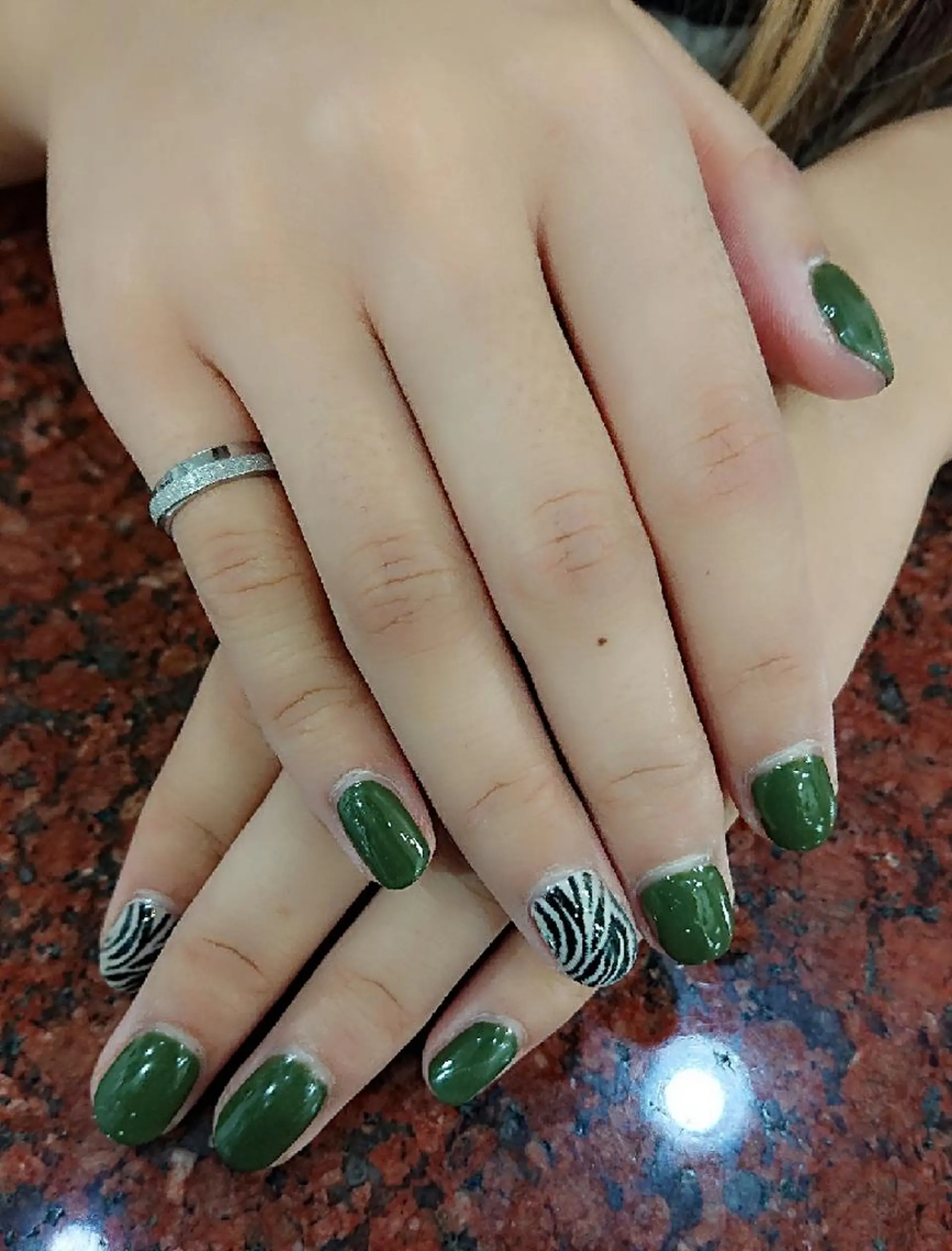 ネイル 🍒当日もOK🍒 𝑳𝑼𝑵𝑨花井のネイルデザイン