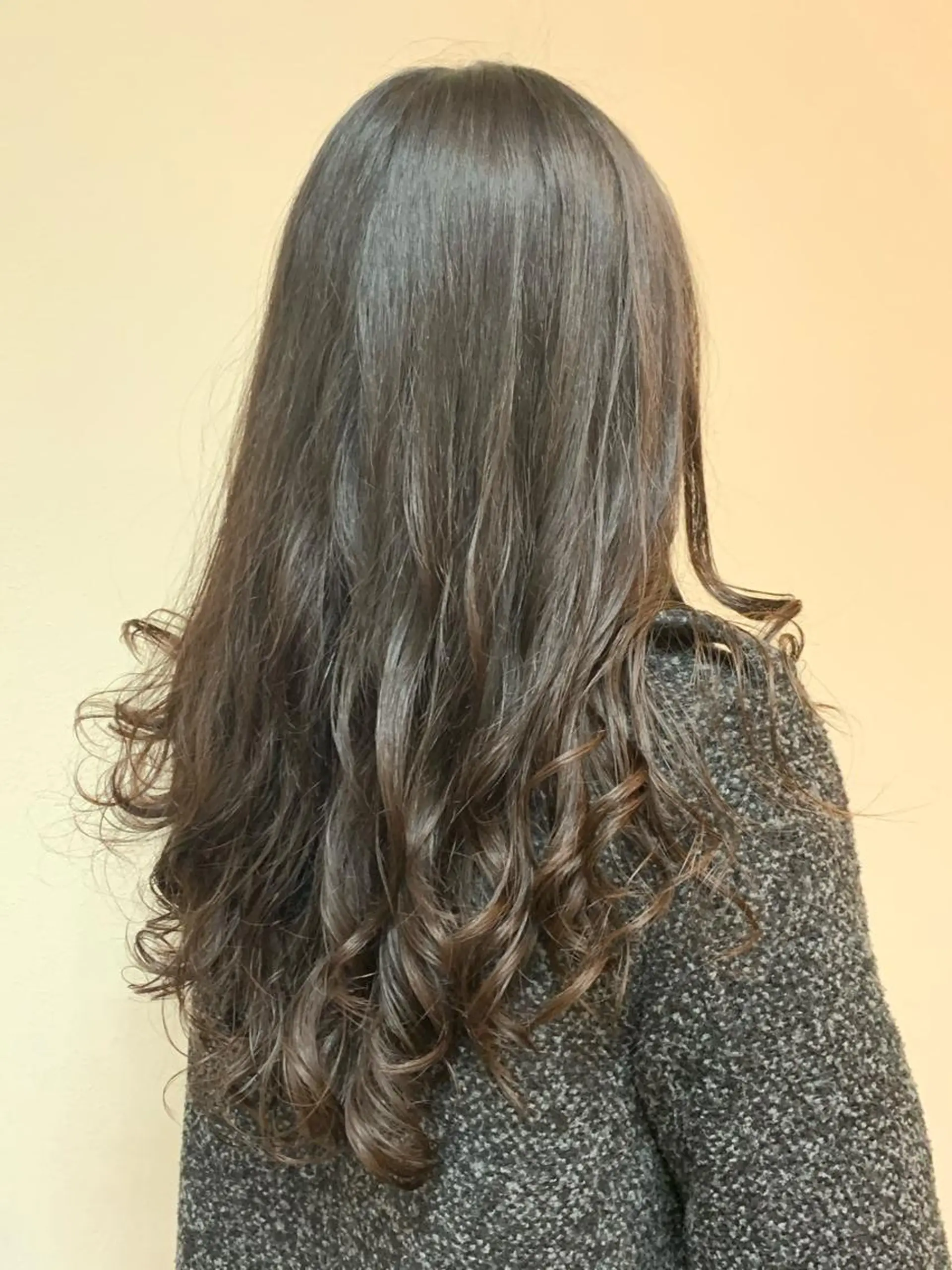 ロング unöi所属・3月Open unöi  ホナミのヘアスタイル