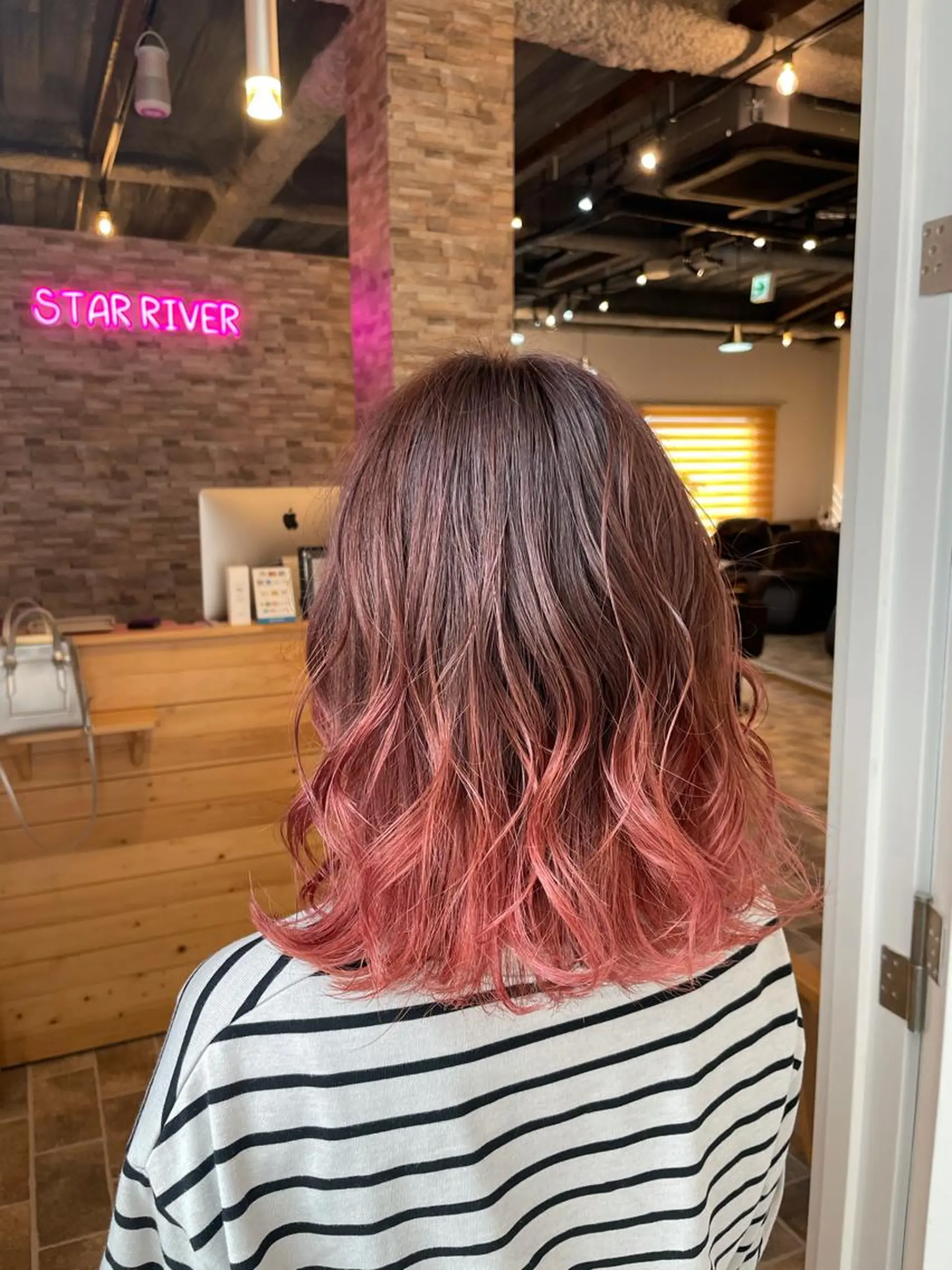 ミディアム SALOWIN心斎橋Suite店所属・洗っても取れない 髪質改善|OJIROのヘアスタイル