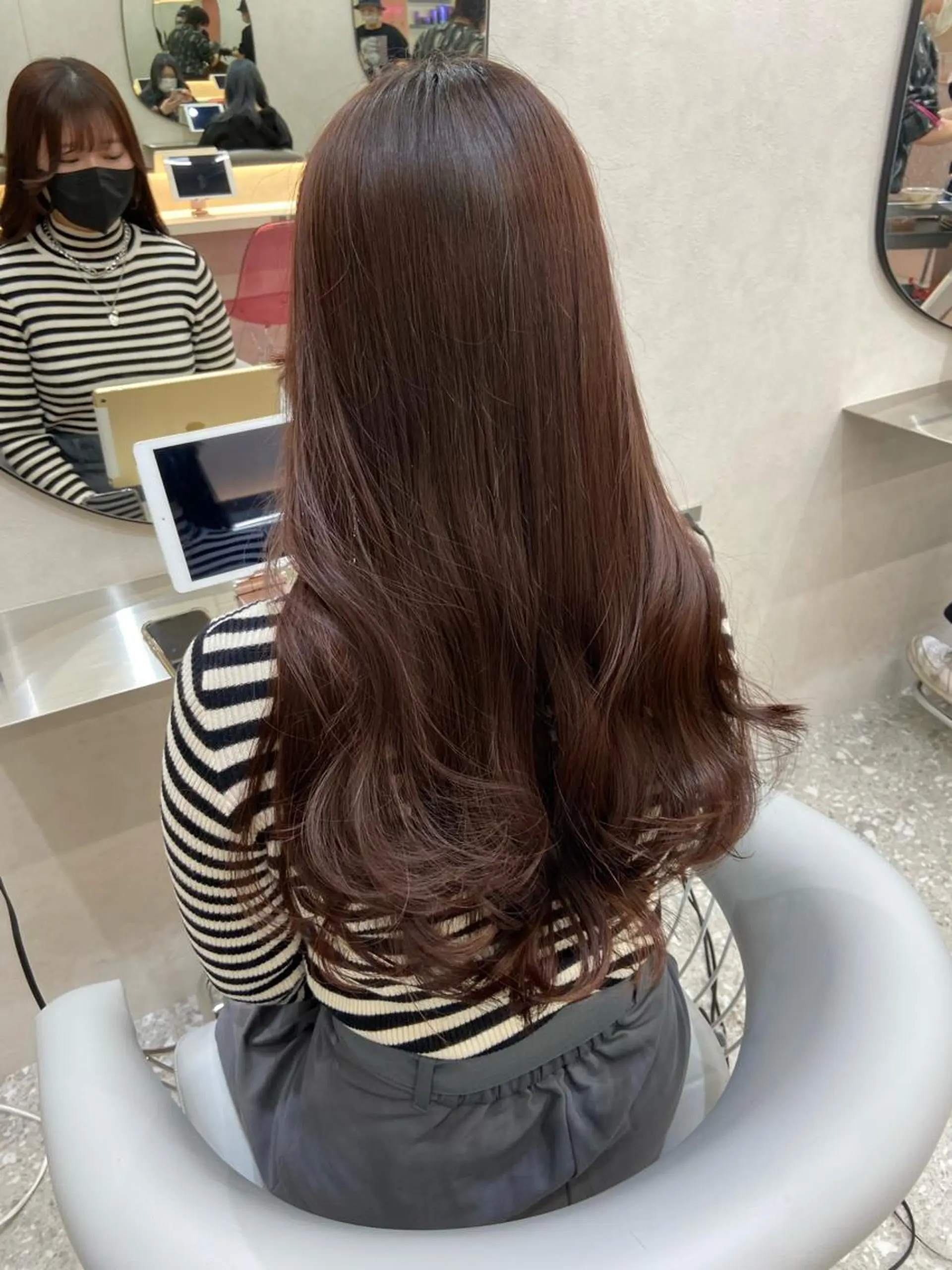 ロング カラー 韓国風ヘア レイヤーカット 新宿/韓国ヘア 中明度カラー/かやのヘアスタイル