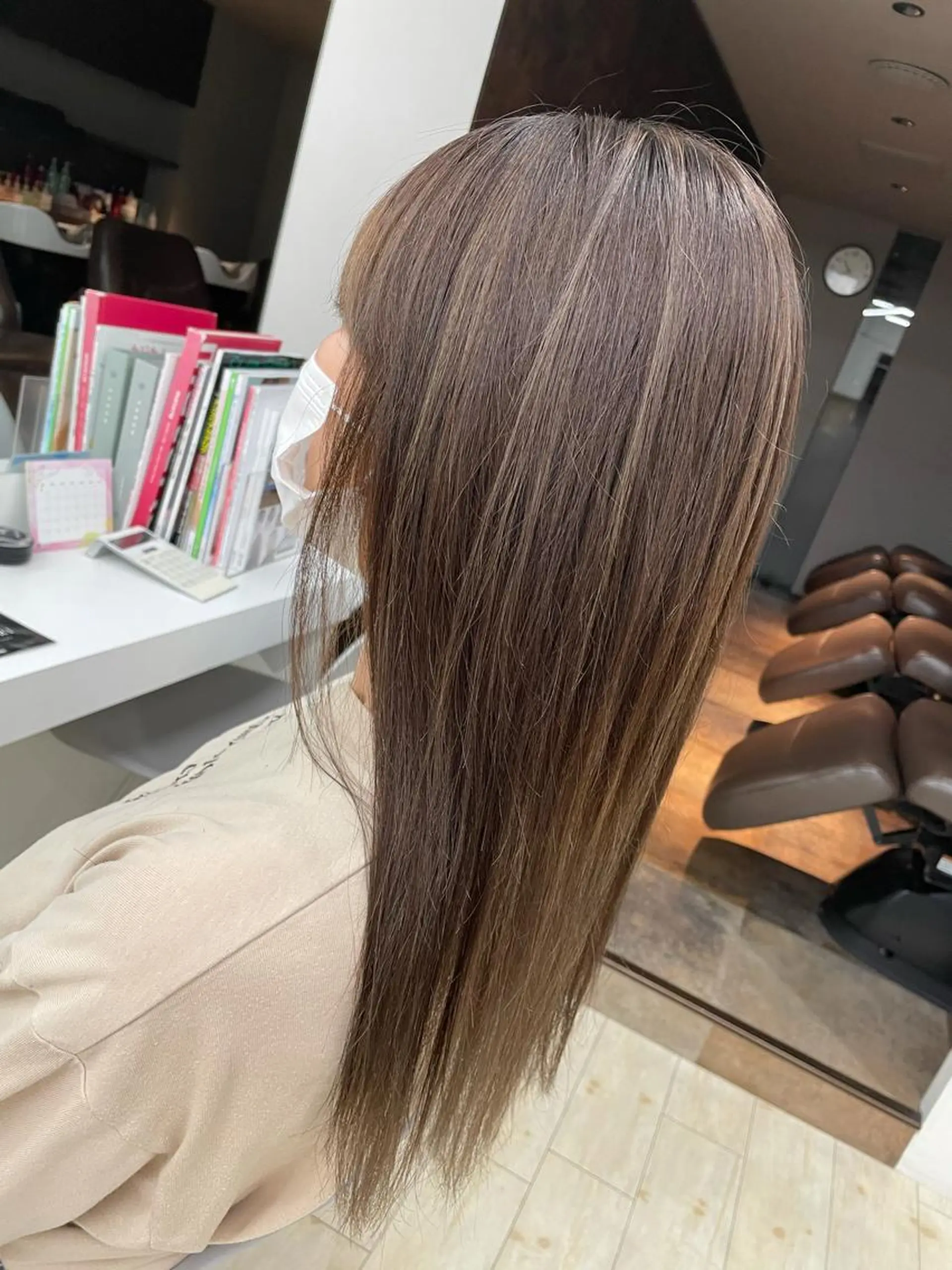 セミロング レイヤーカット 心斎橋/海外レイヤー 募集中三好玲奈のヘアスタイル