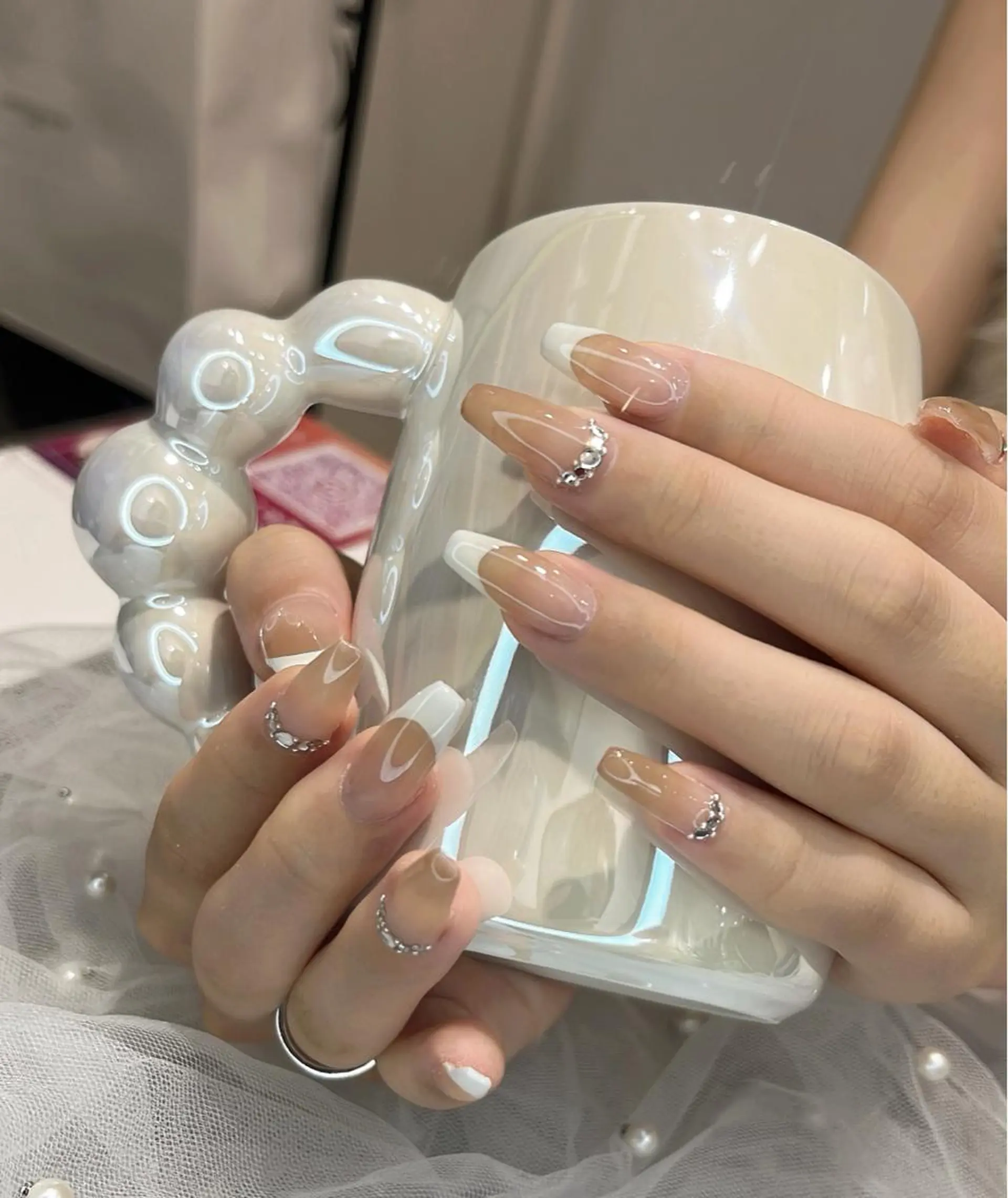 ネイル ハンドネイル フットネイル Moci Nail Salonのネイルデザイン