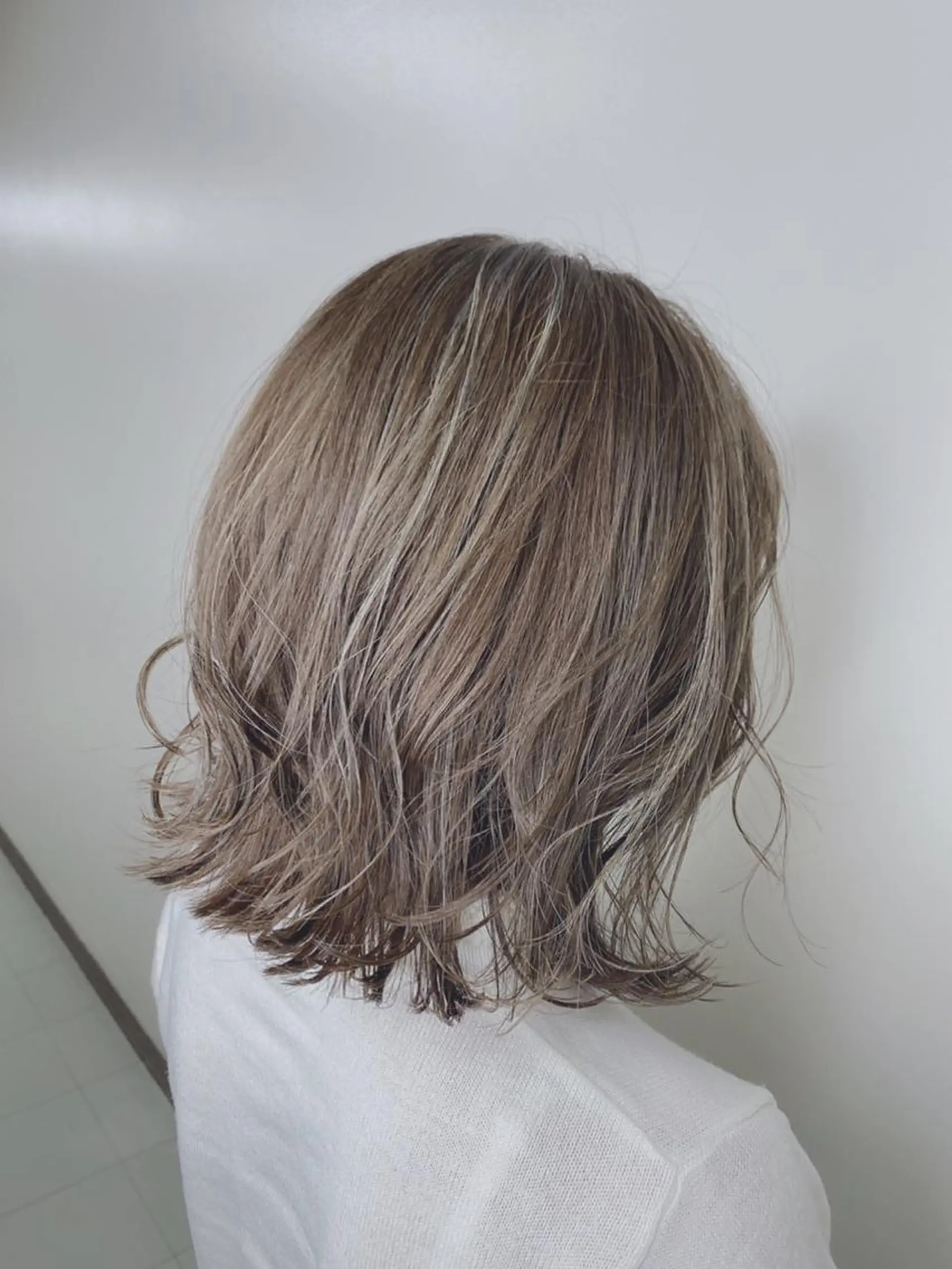 ミディアム カラー 井手 伸哉のヘアスタイル