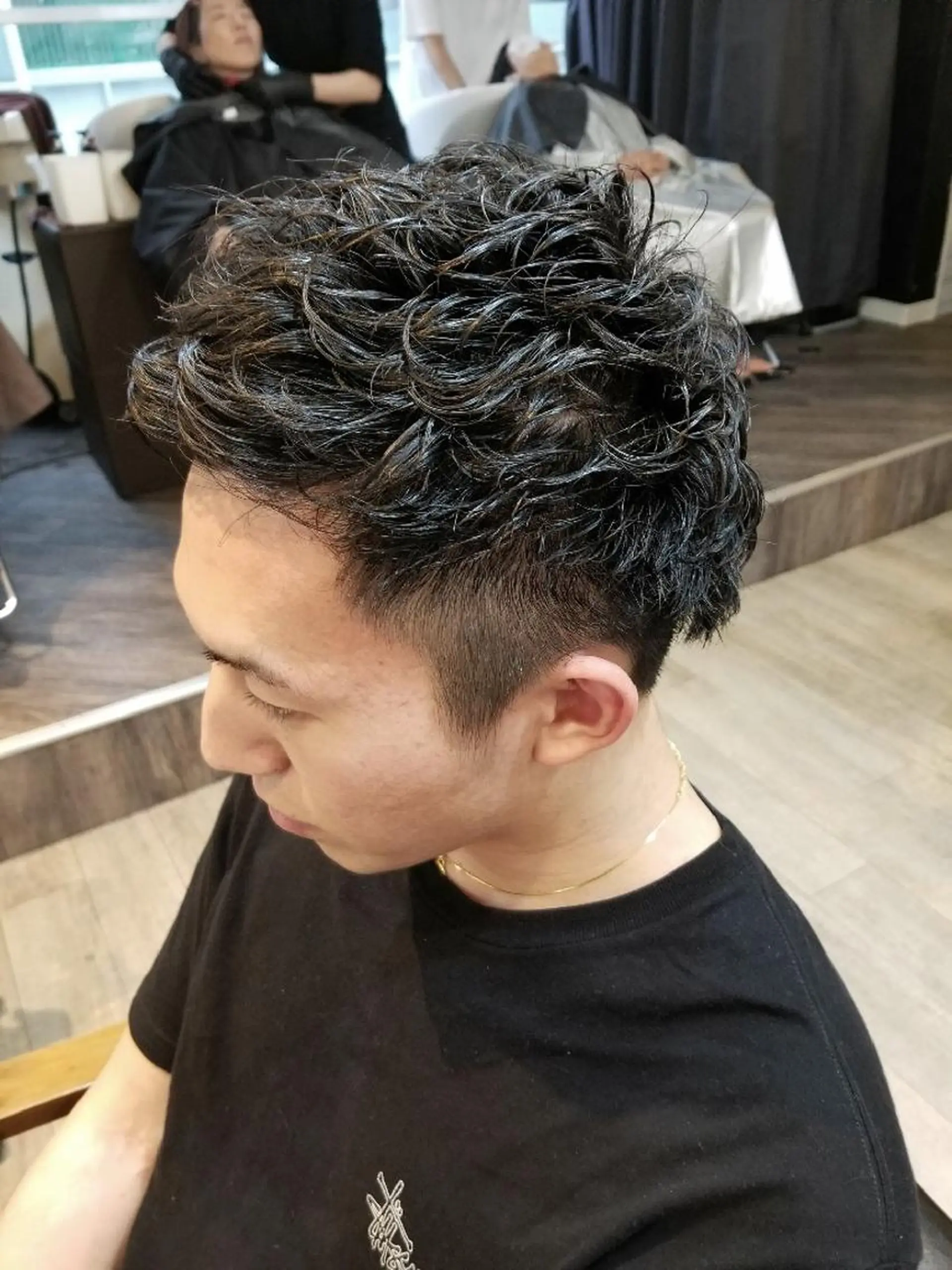 ショート パーマ メンズ カット bathair  所属・bathair 持田侑祐のヘアスタイル